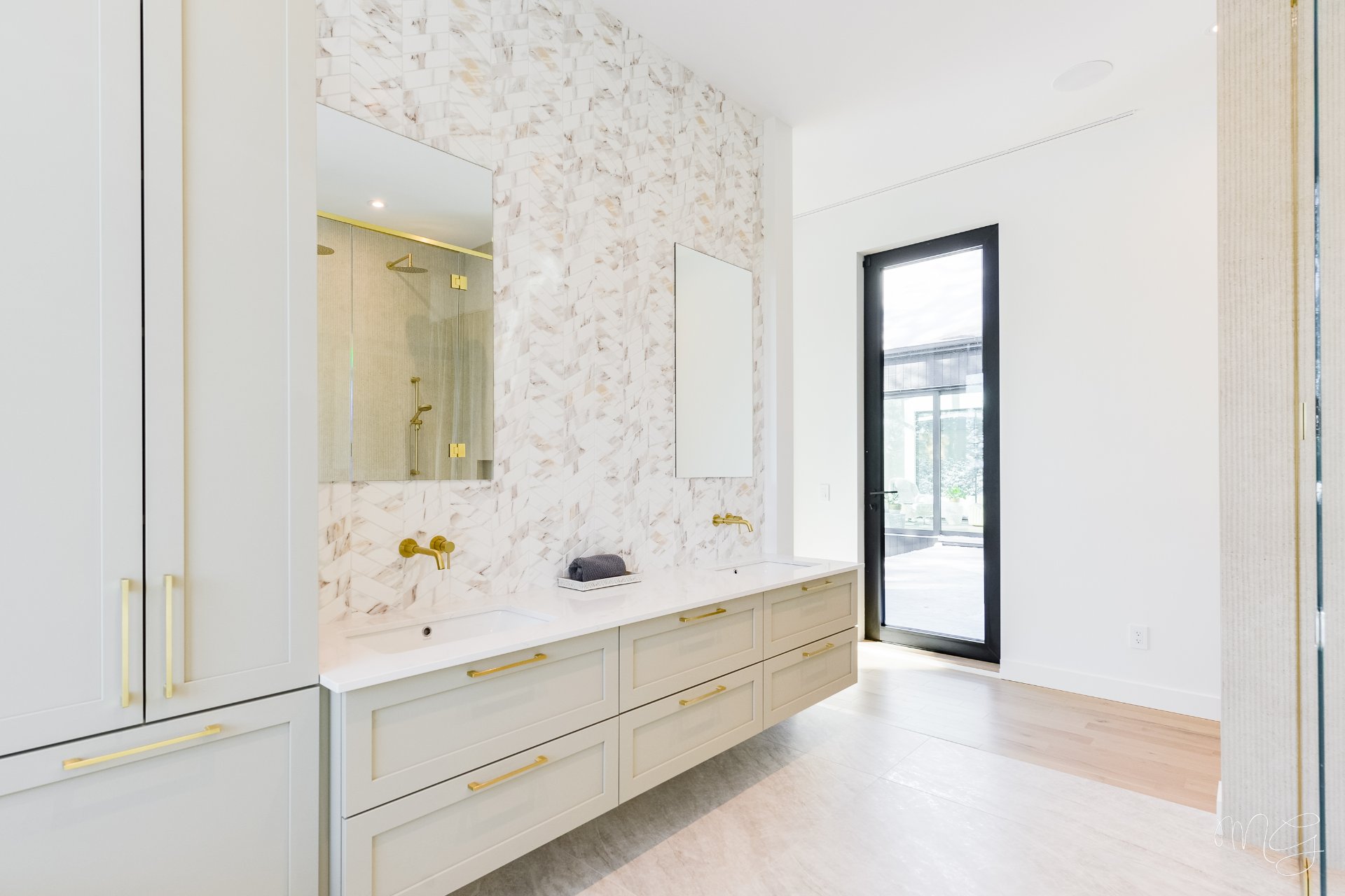 Photo - Salle de bains attenante à la CCP