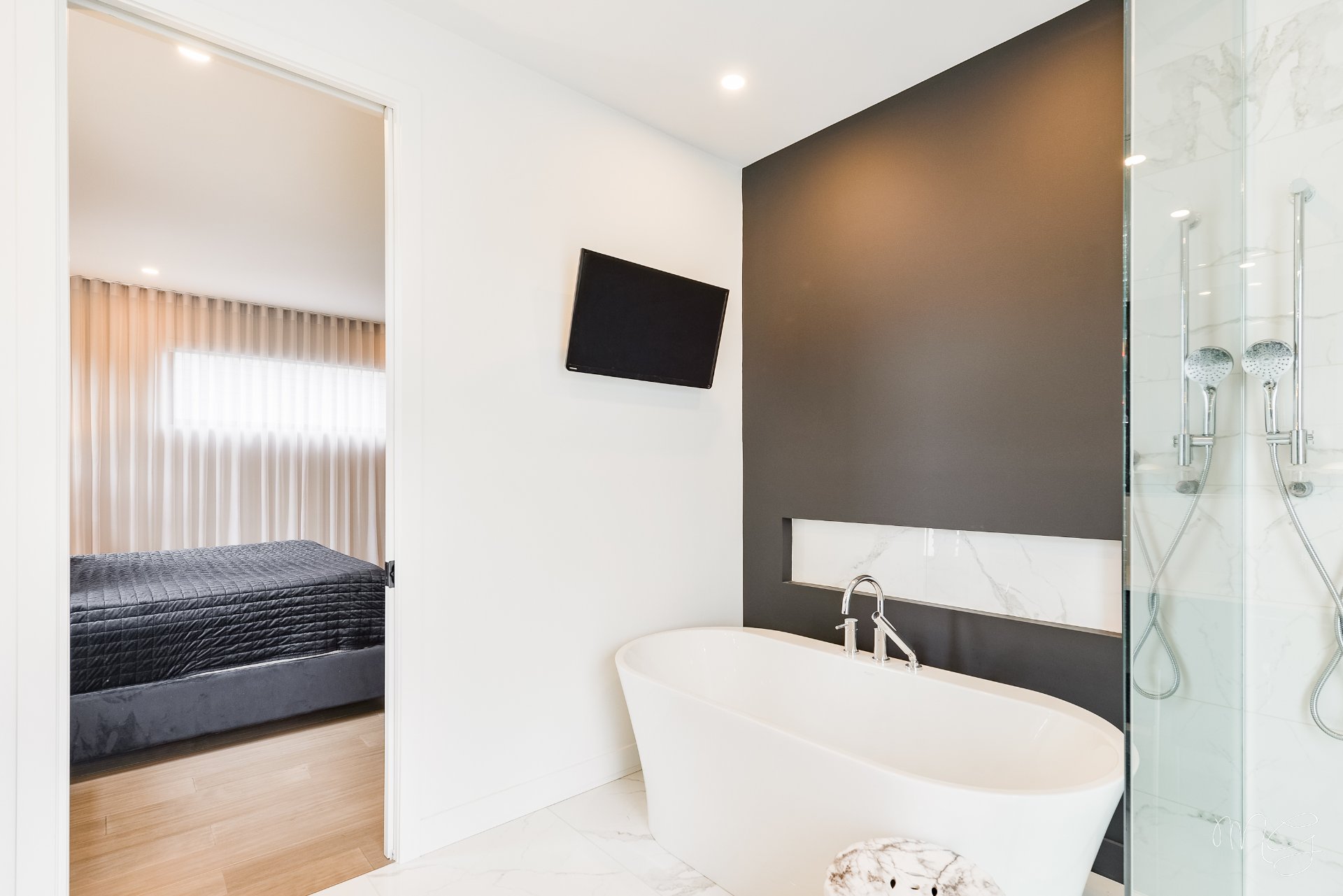 Photo - Salle de bains attenante à la CCP