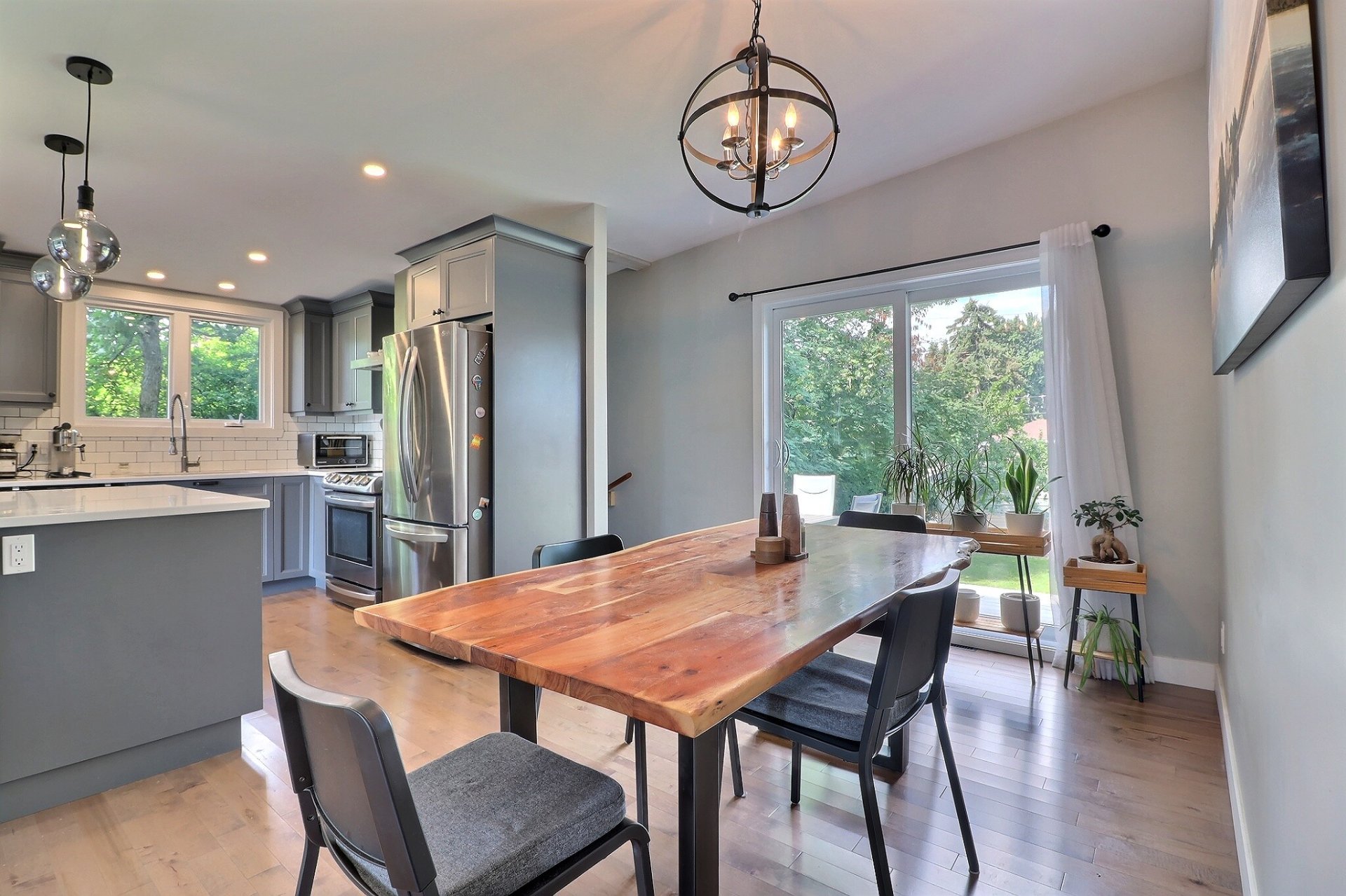 Photo - Salle à manger