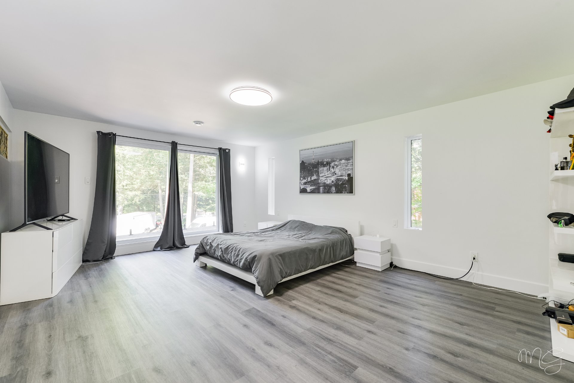 Photo - Primary bedroom