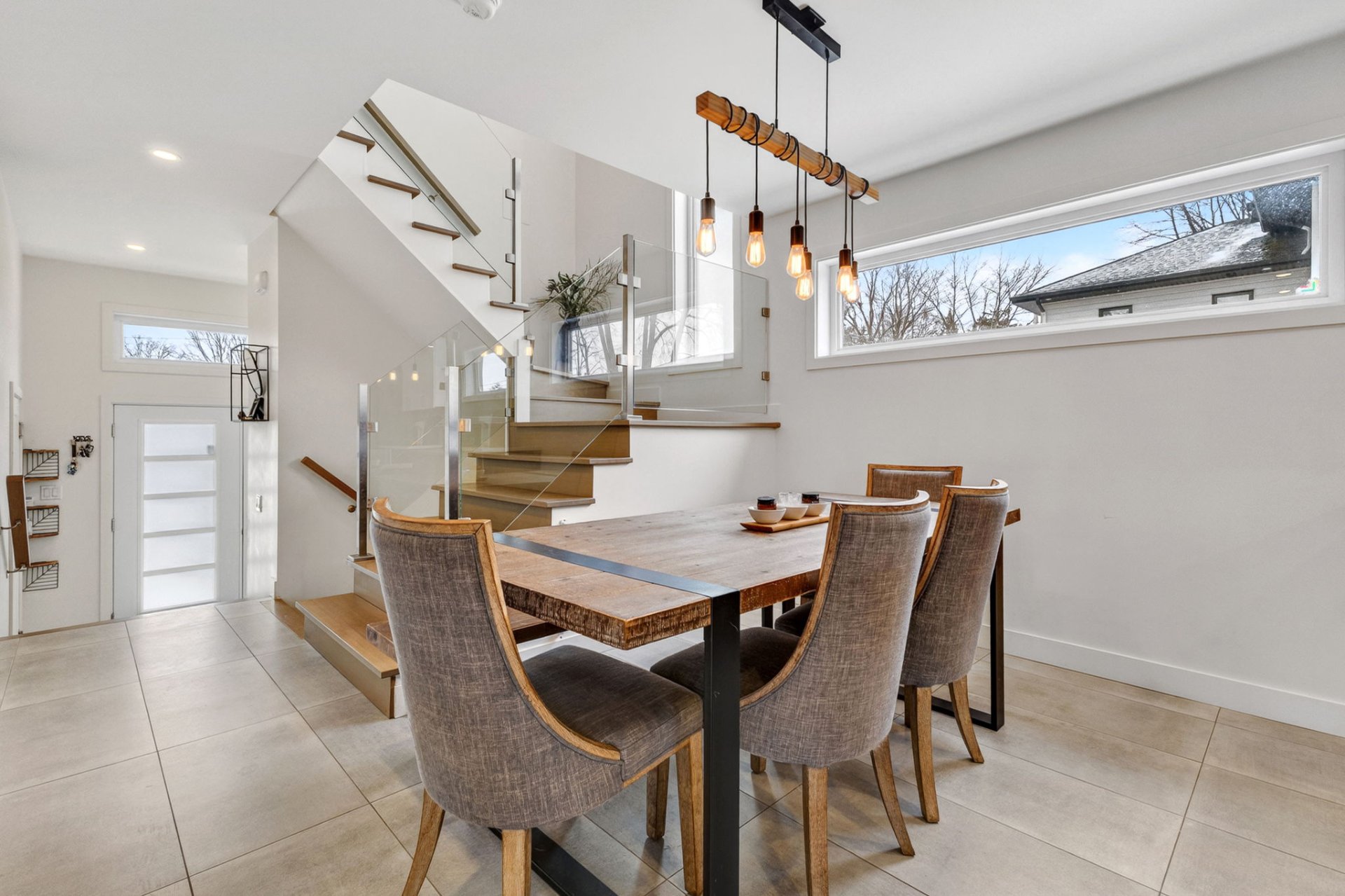 Photo - Salle à manger