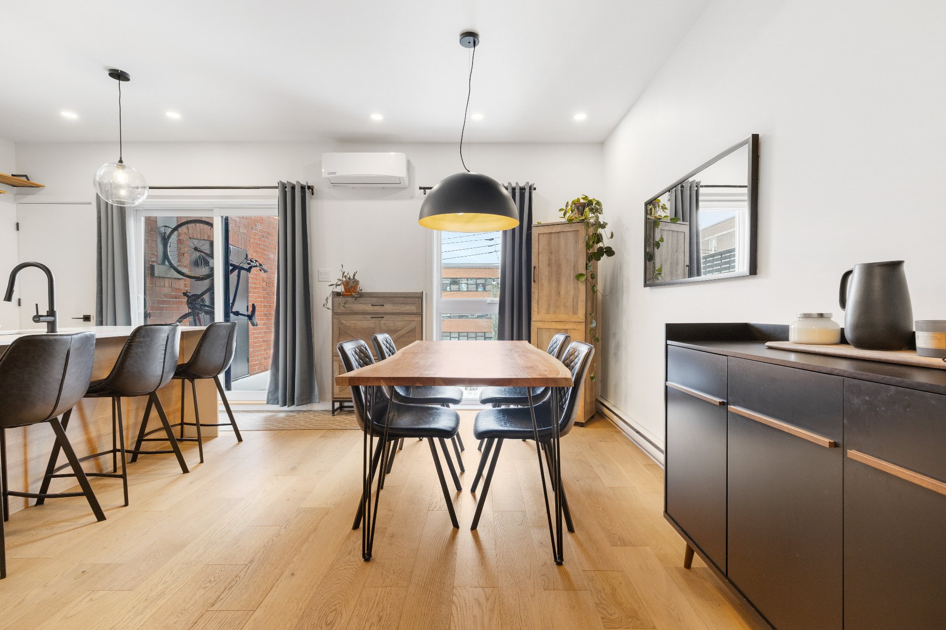 Photo - Salle à manger