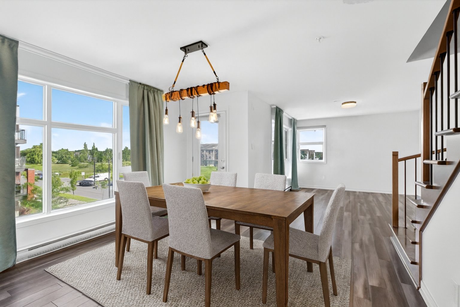 Photo - Salle à manger