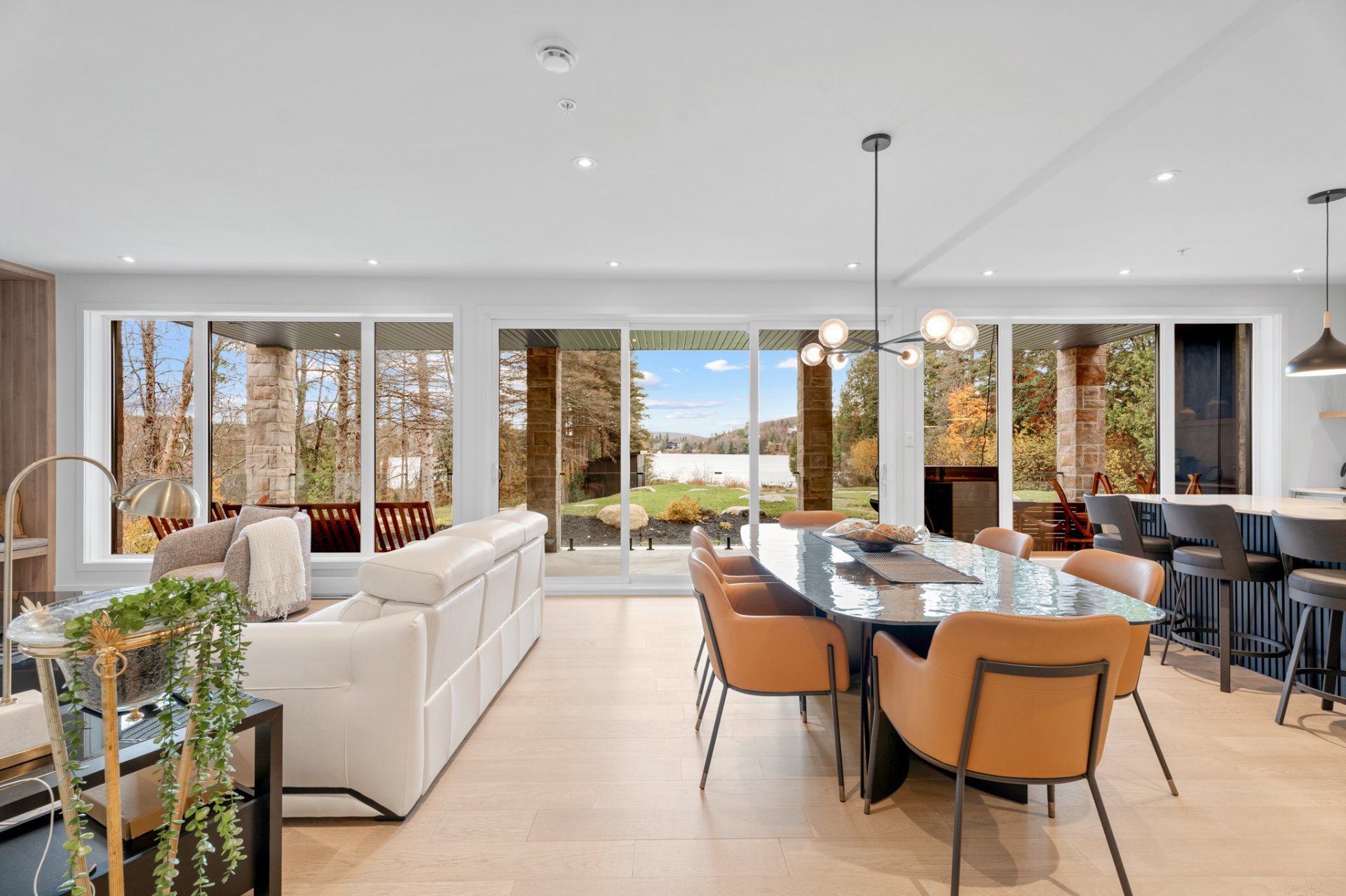 Photo - Salle à manger