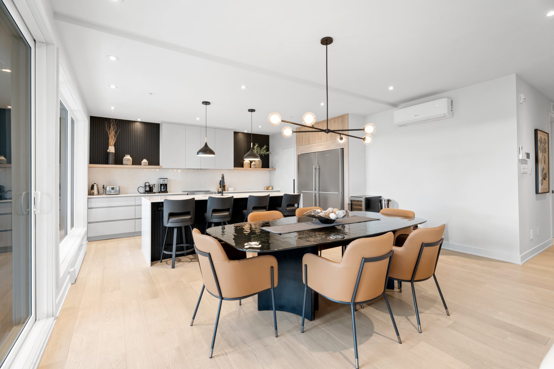 Photo - Salle à manger