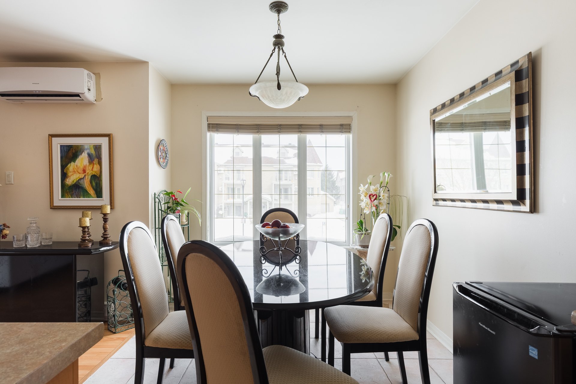 Photo - Salle à manger