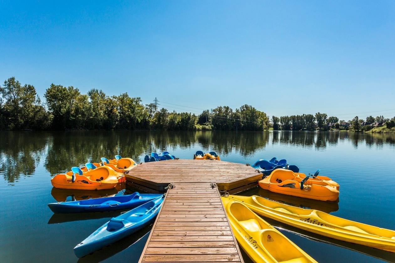 Accès au plan d'eau
