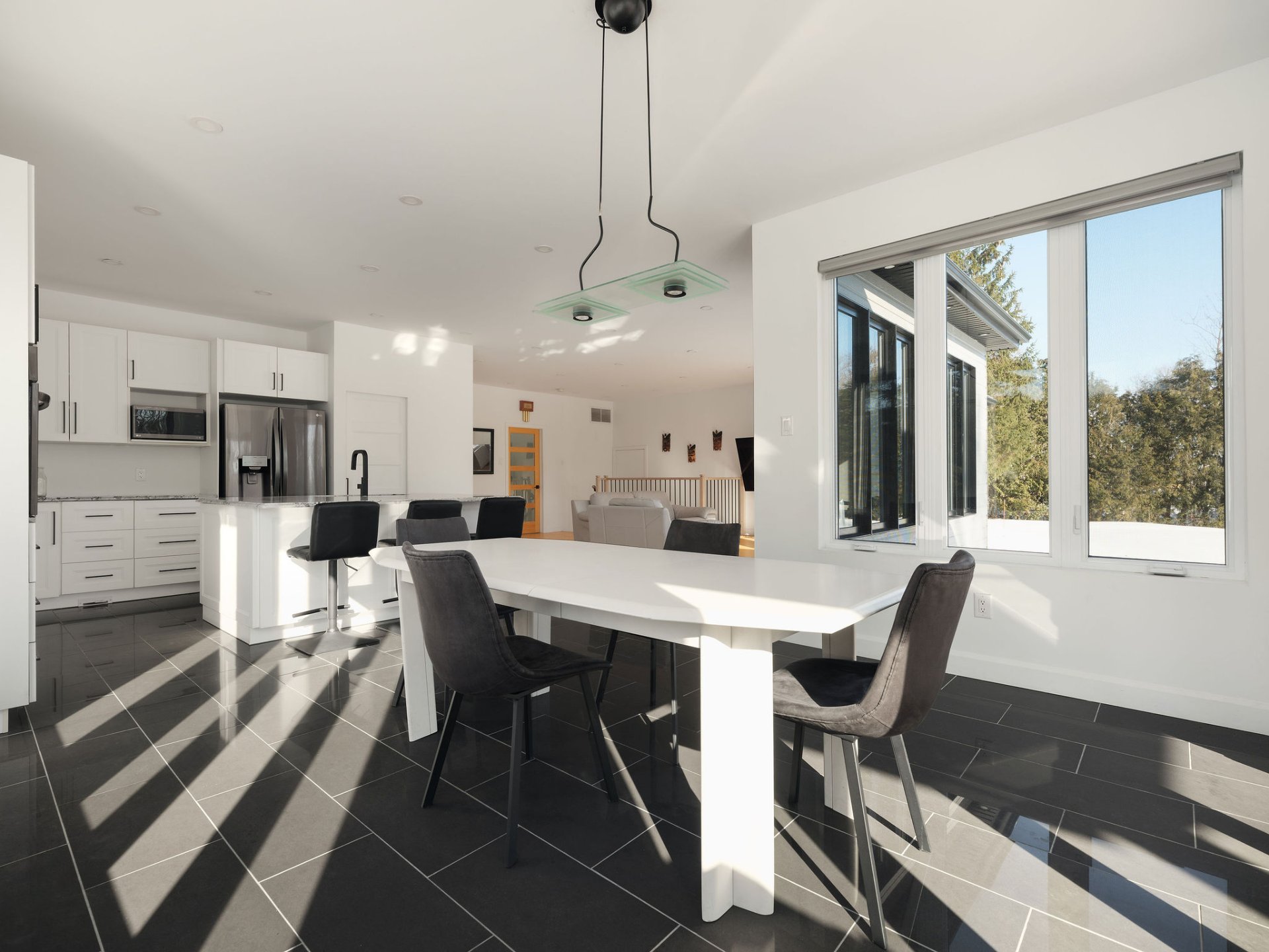 Photo - Salle à manger