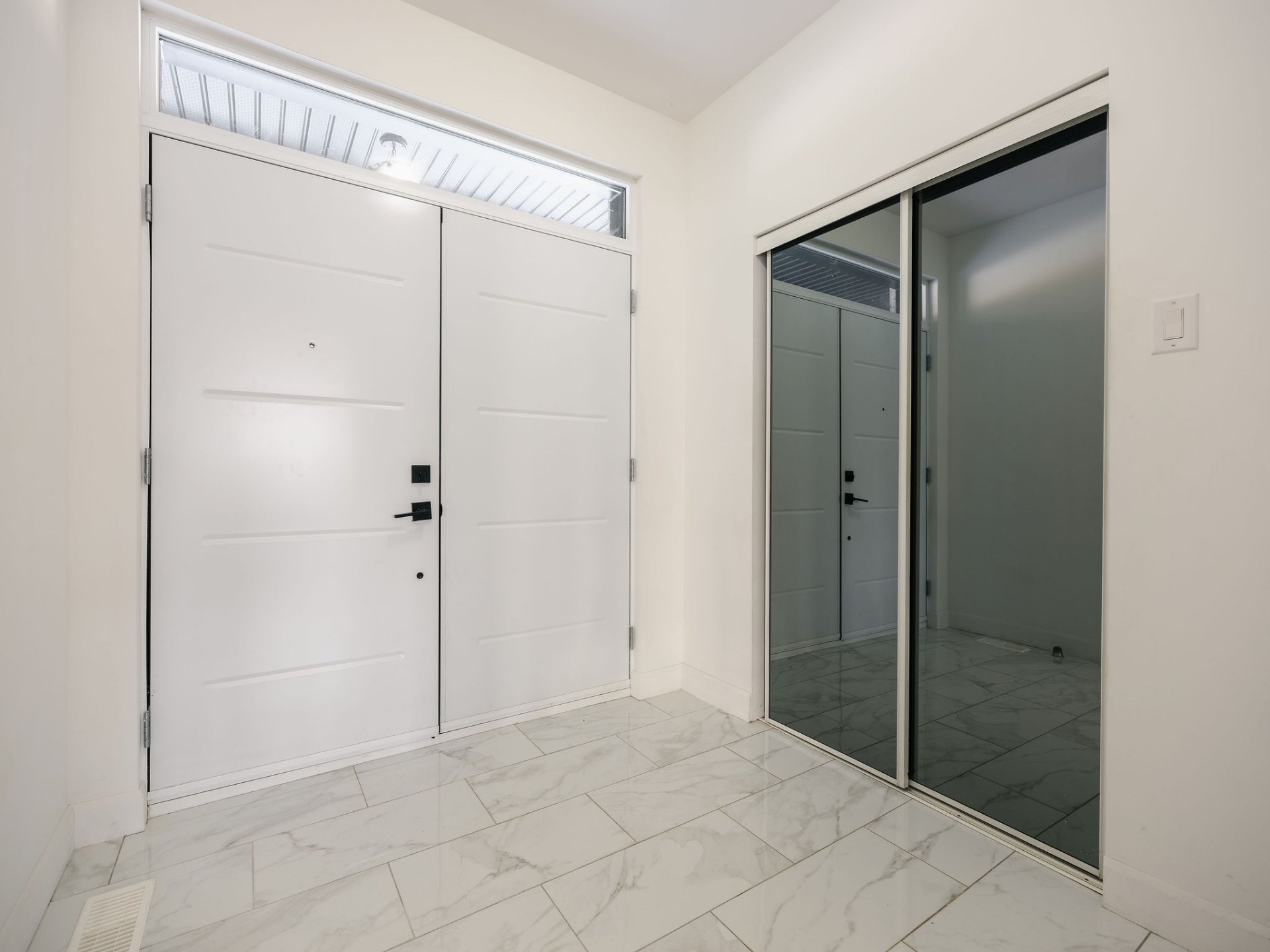 Photo - Hall d'entrée