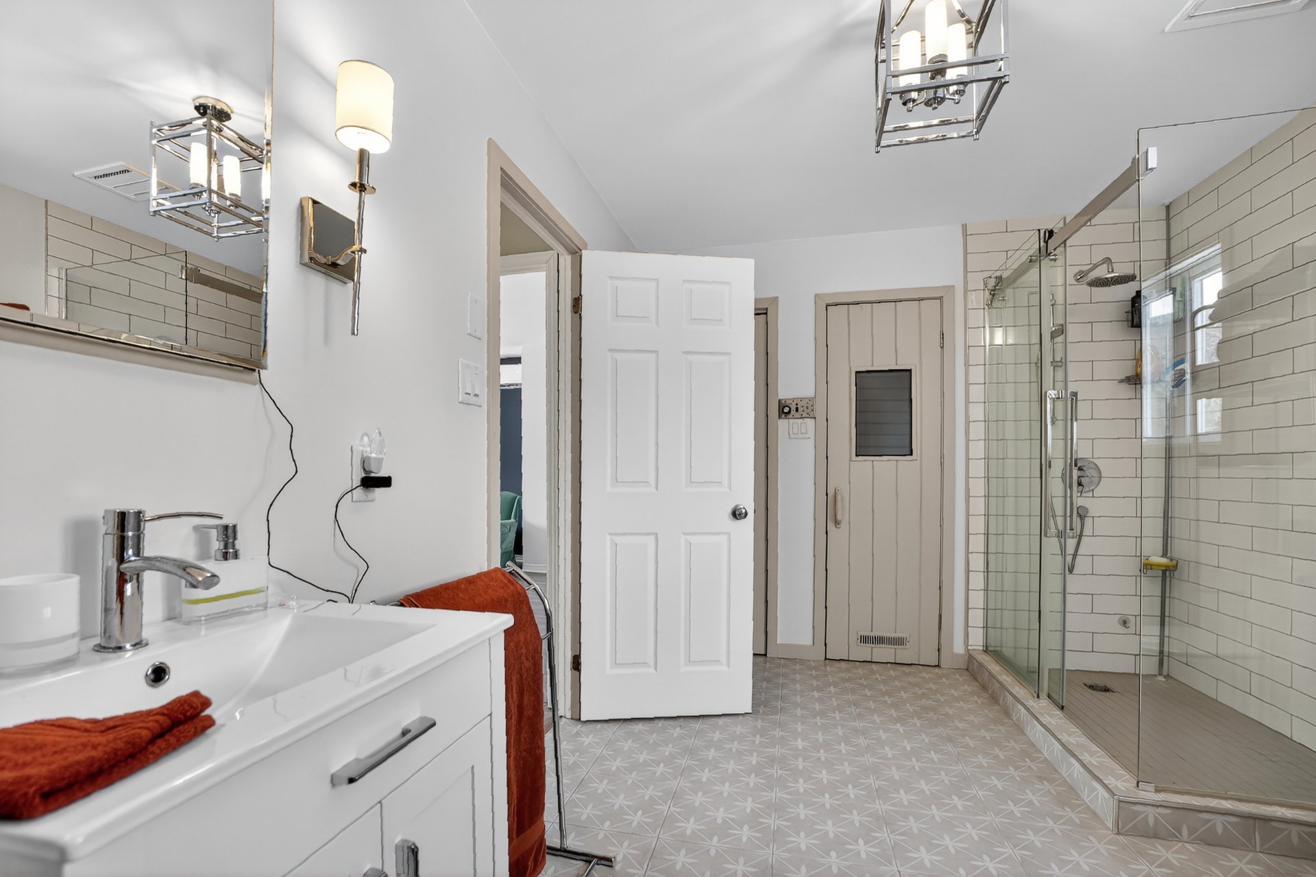 Salle de bains attenante à la CCP