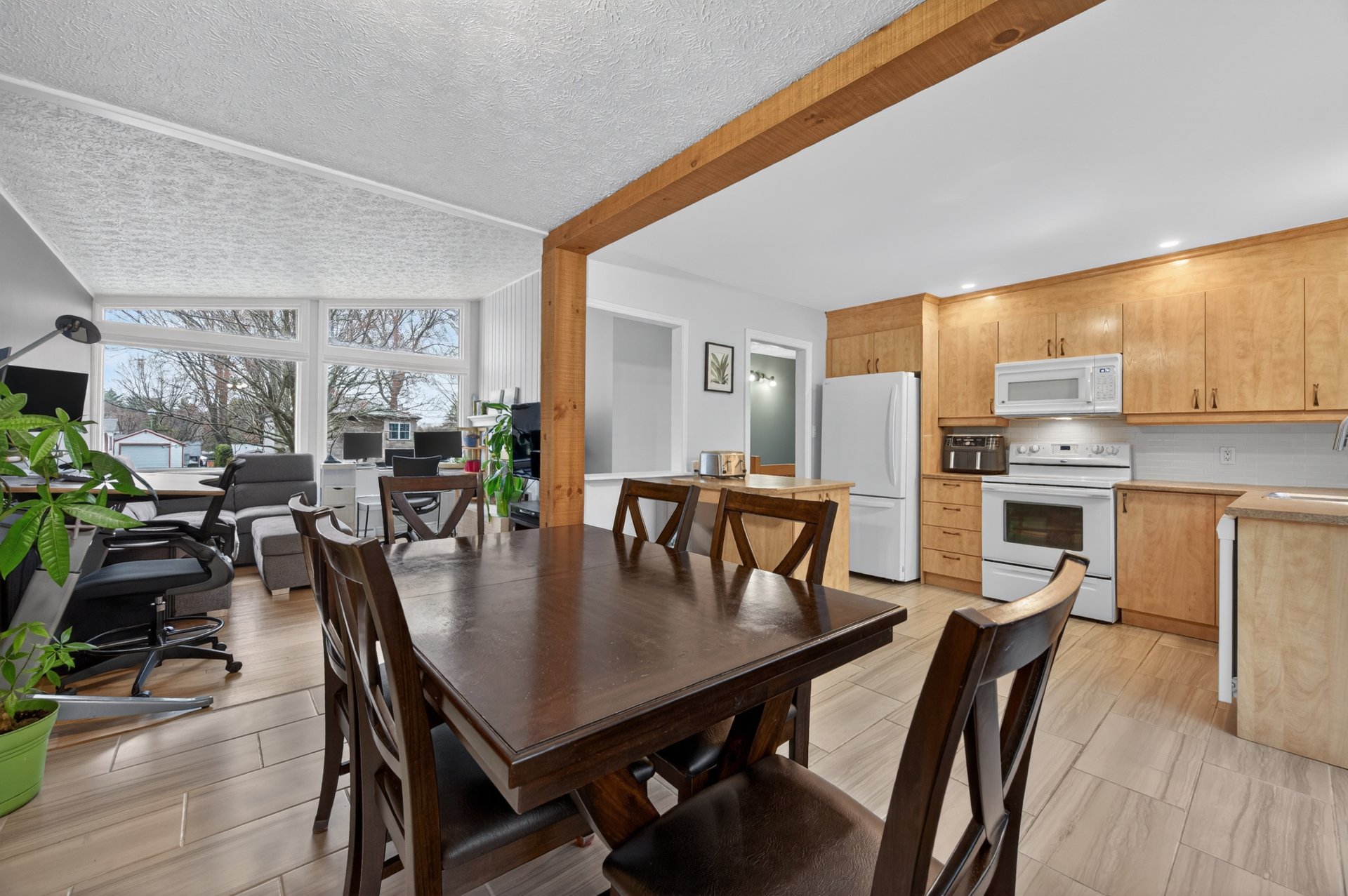 Photo - Salle à manger