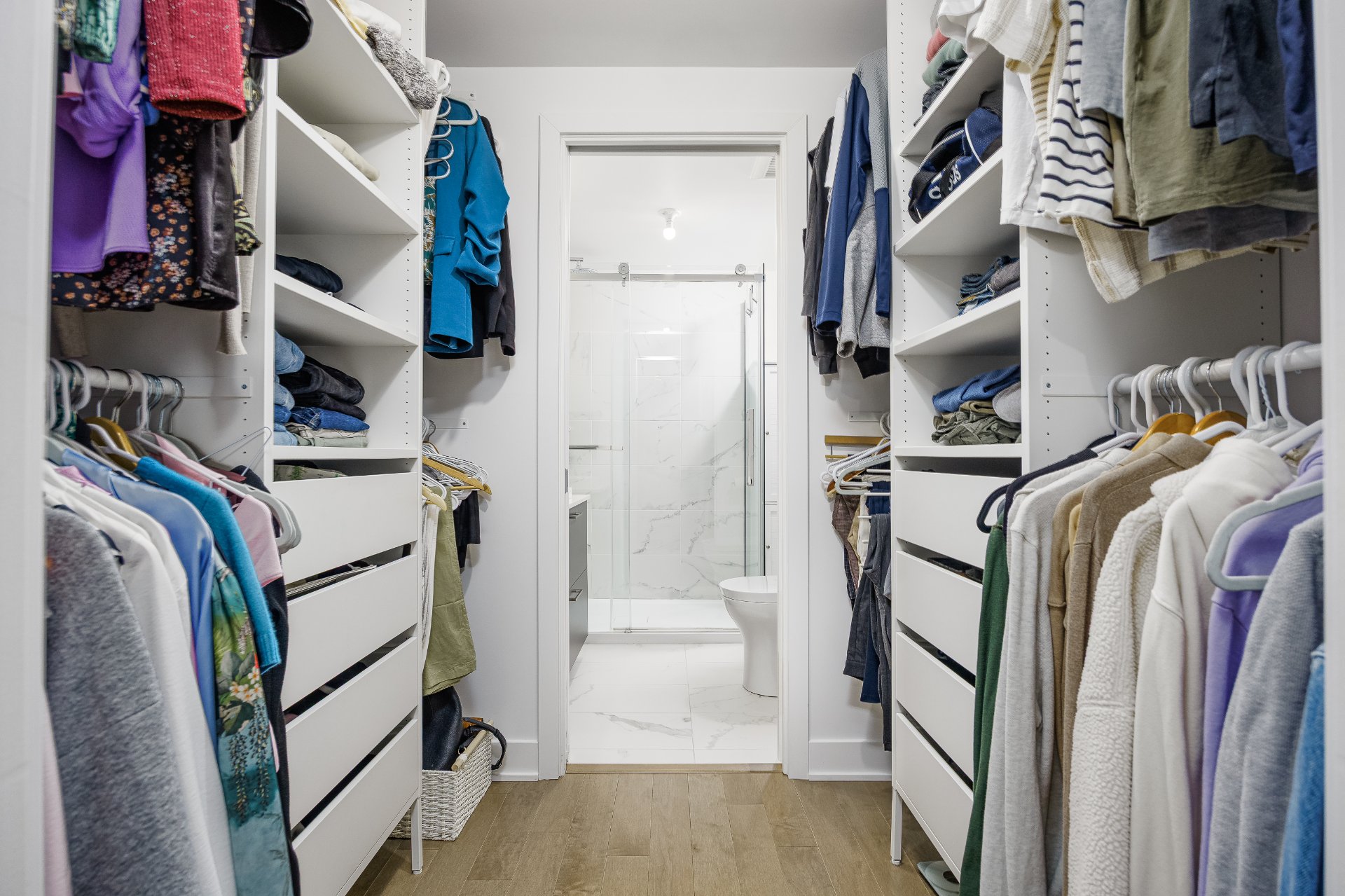 Photo - Penderie (Walk-in)