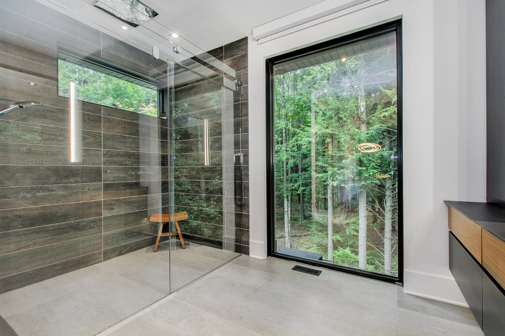 Salle de bains attenante à la CCP