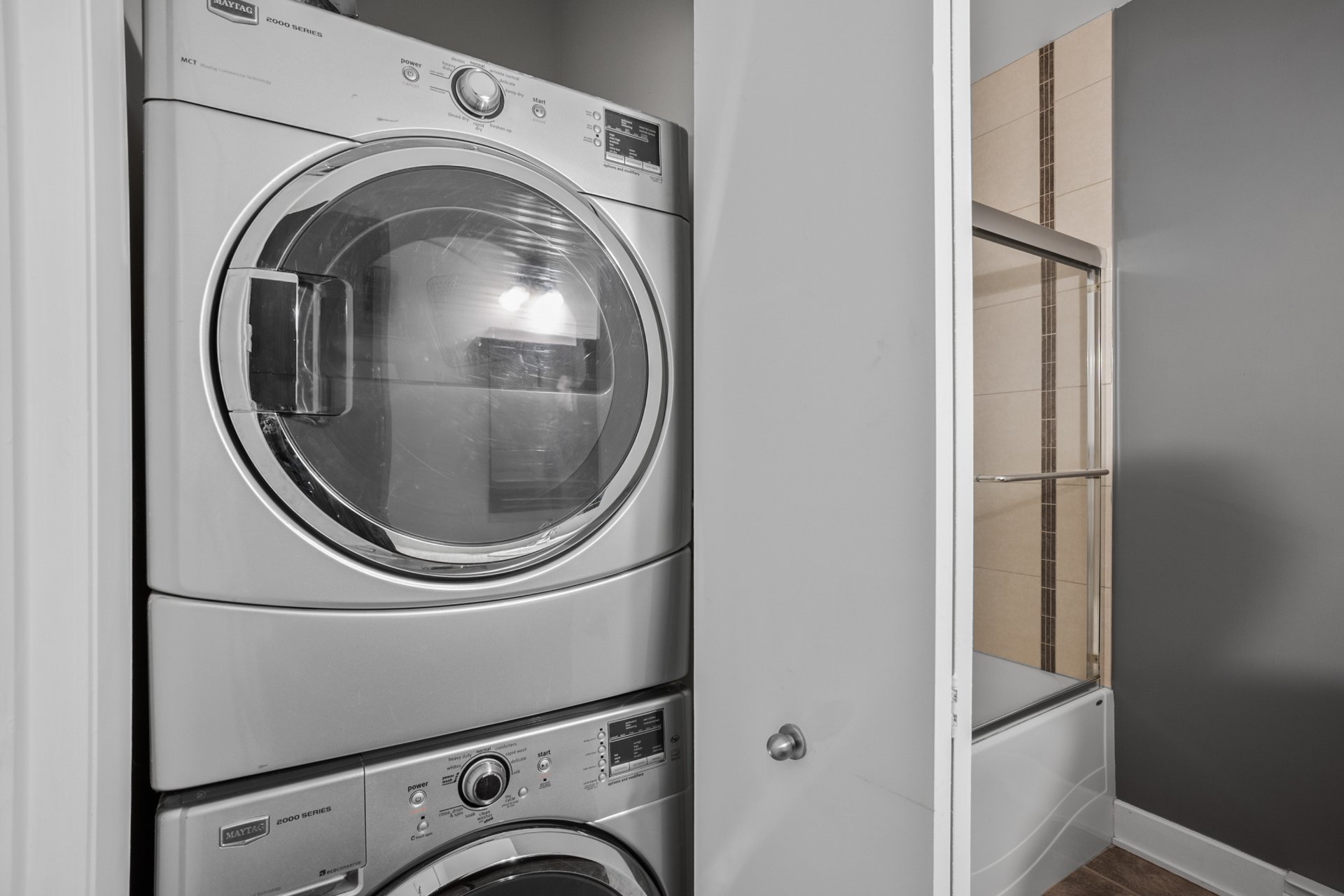 Photo - Laundry room