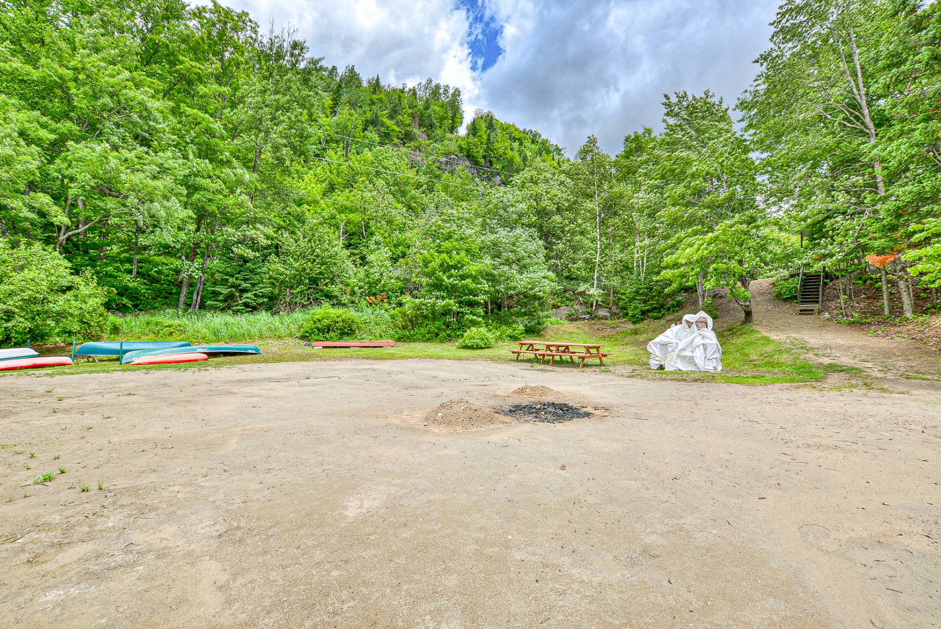 Photo - Accès au plan d'eau