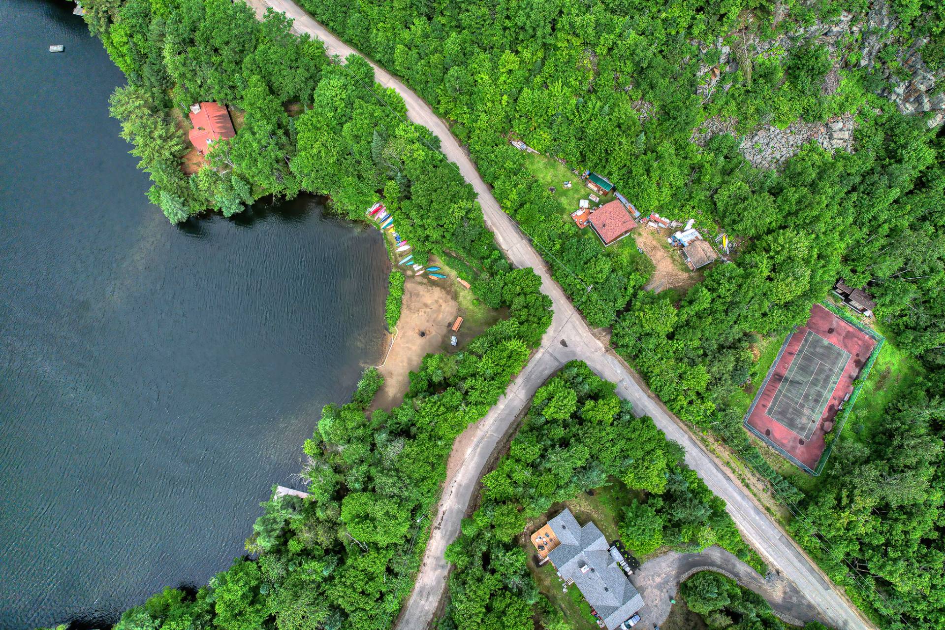 Photo - Accès au plan d'eau