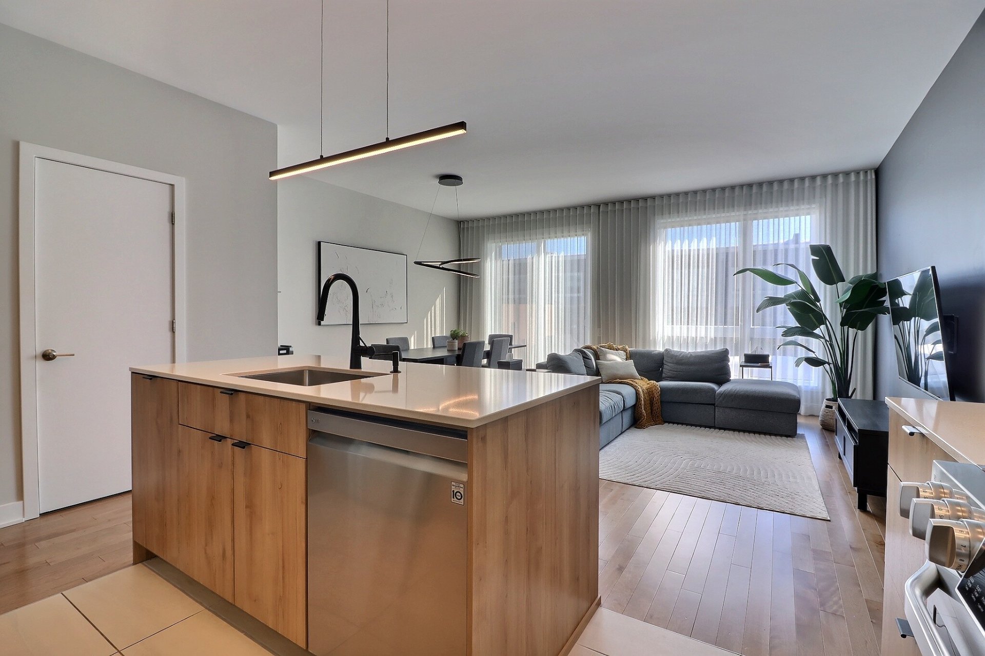 Photo - Overall View