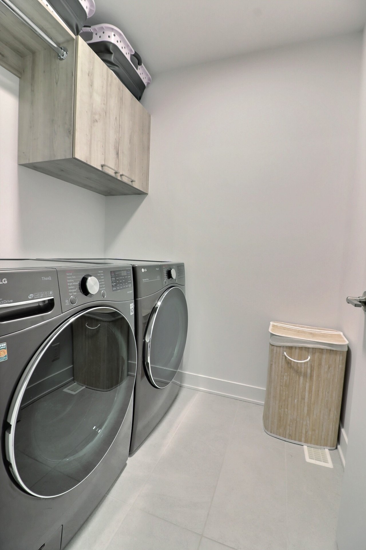 Photo - Laundry room
