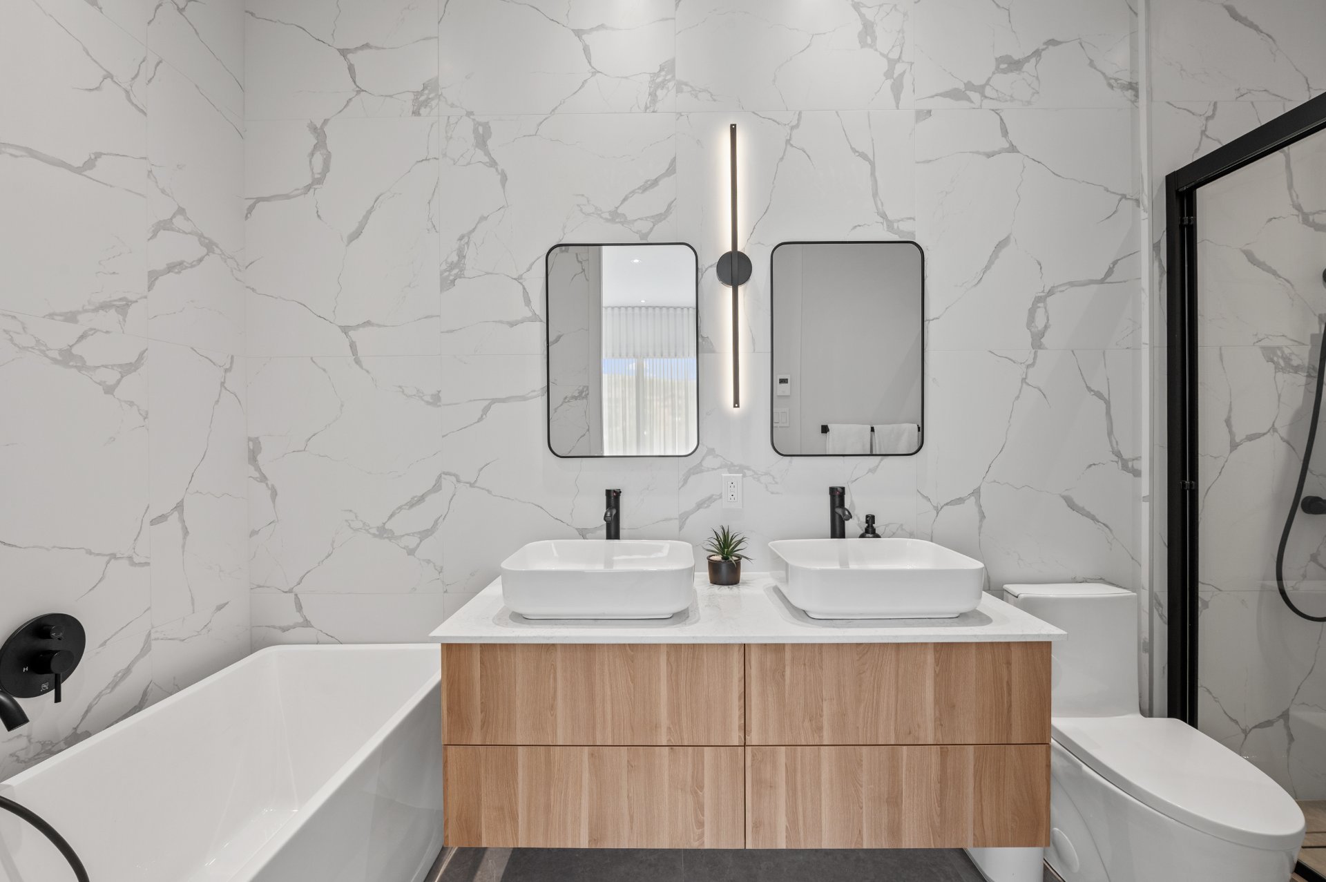 Photo - Salle de bains attenante à la CCP