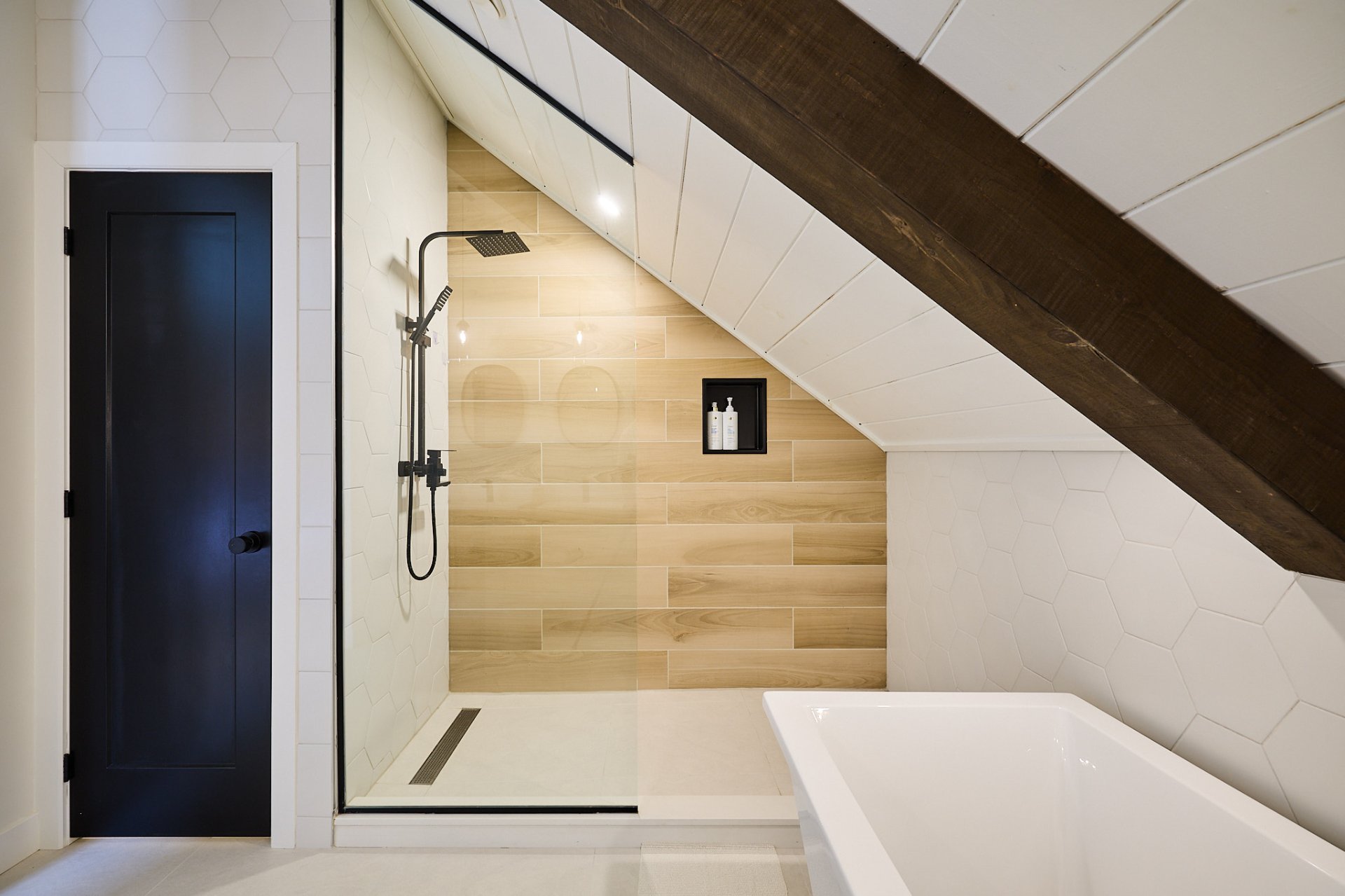 Salle de bains attenante à la CCP