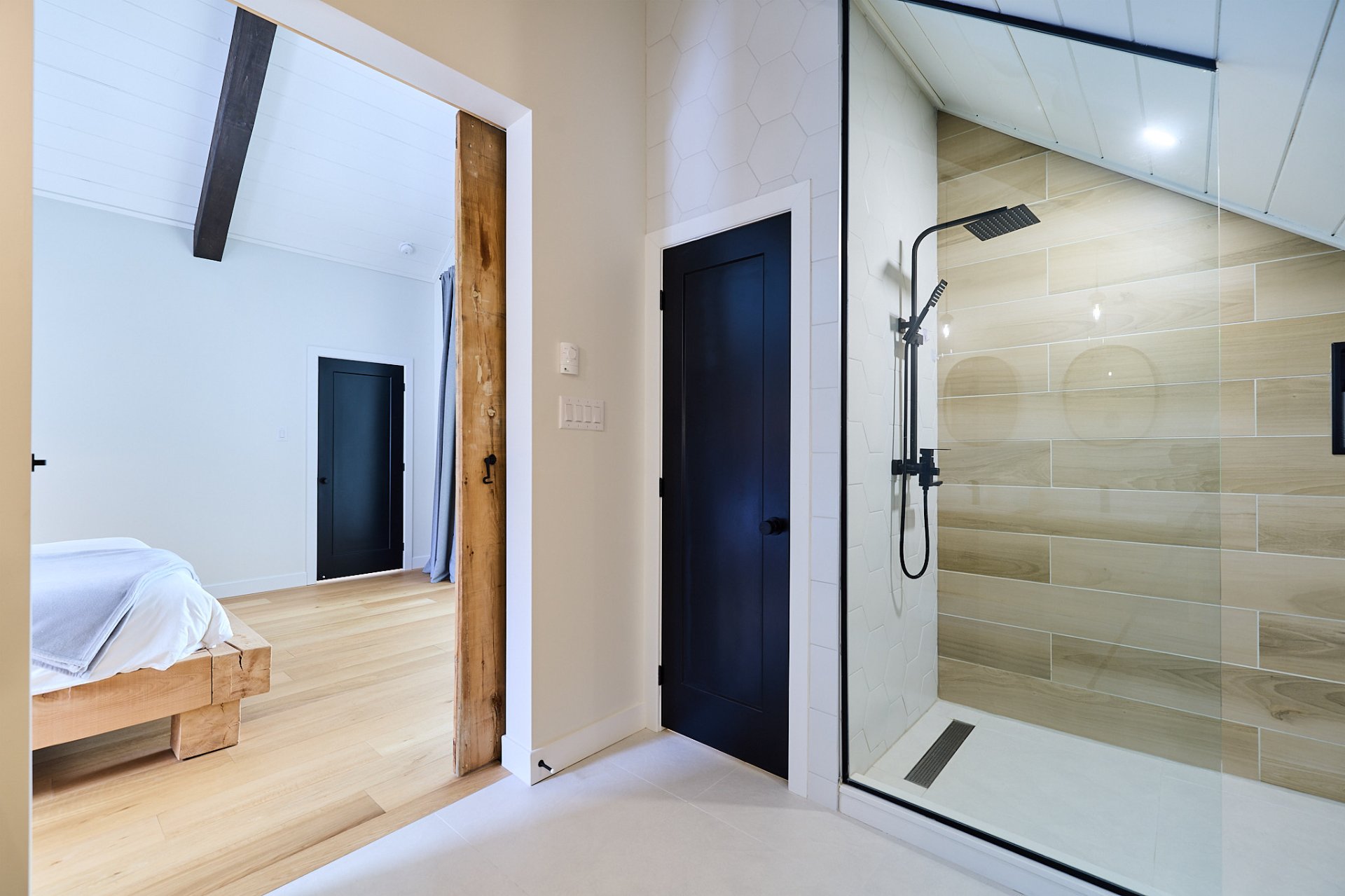 Salle de bains attenante à la CCP