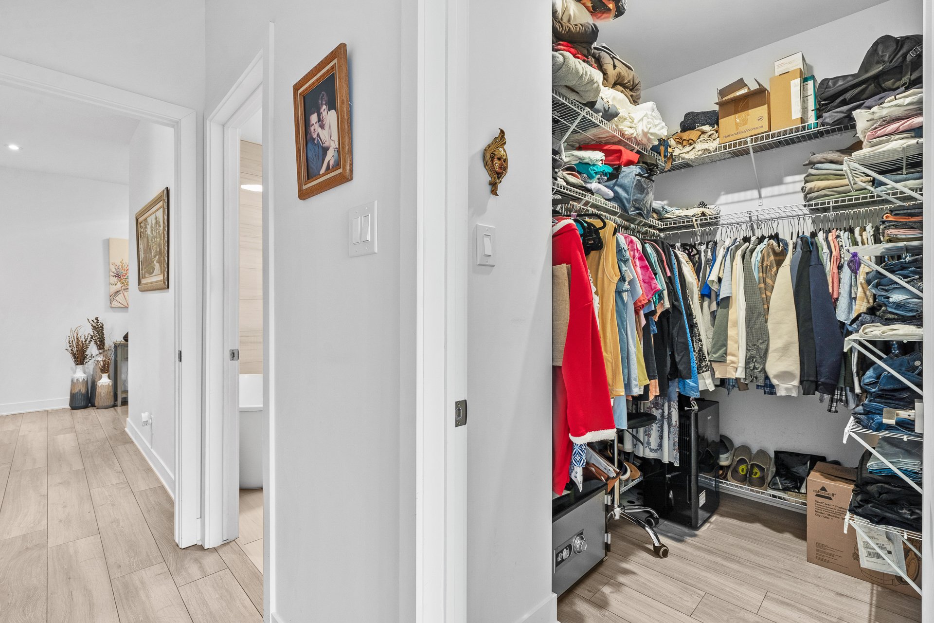 Walk-in closet