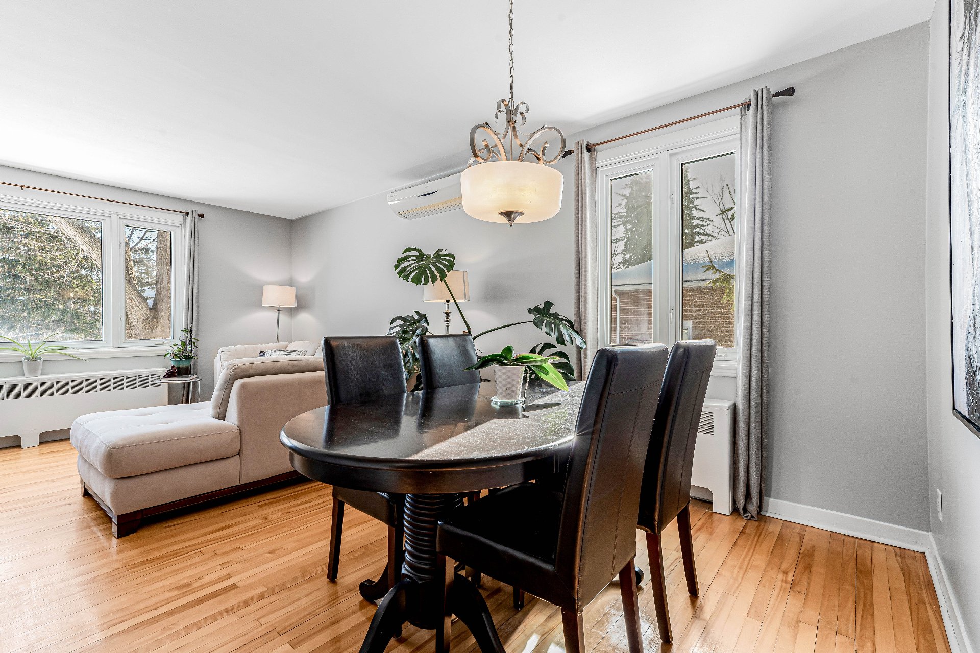 Photo - Salle à manger