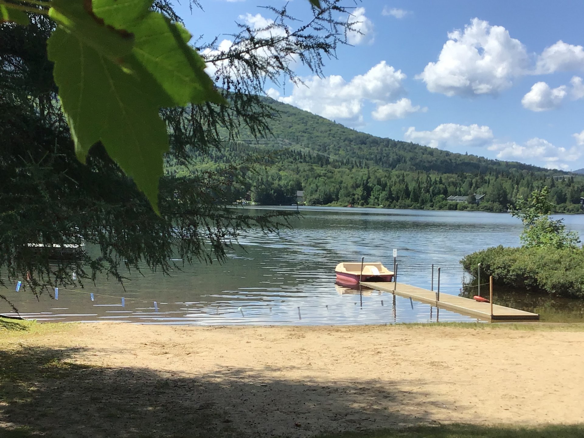 Accès au plan d'eau