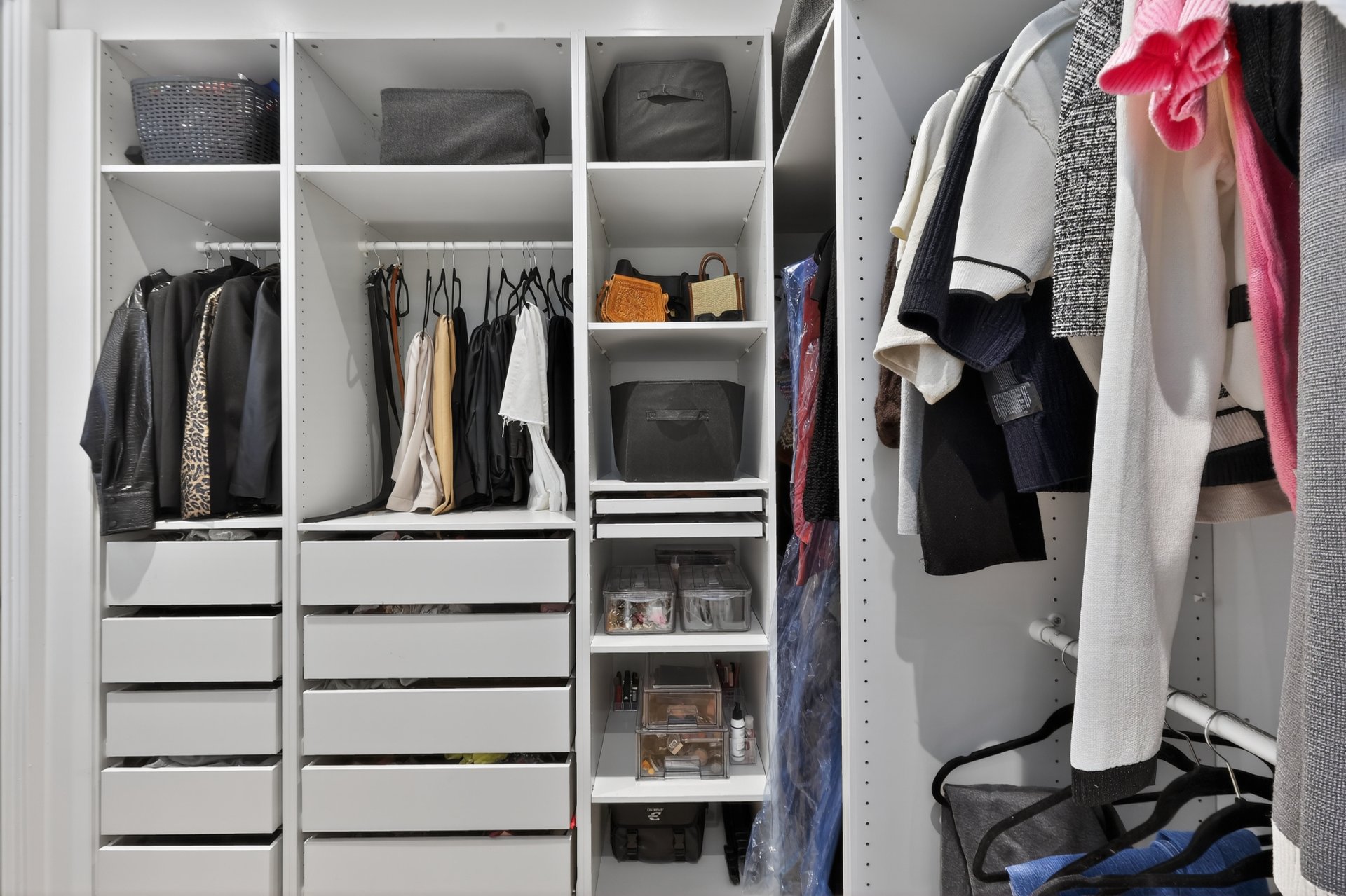 Photo - Penderie (Walk-in)