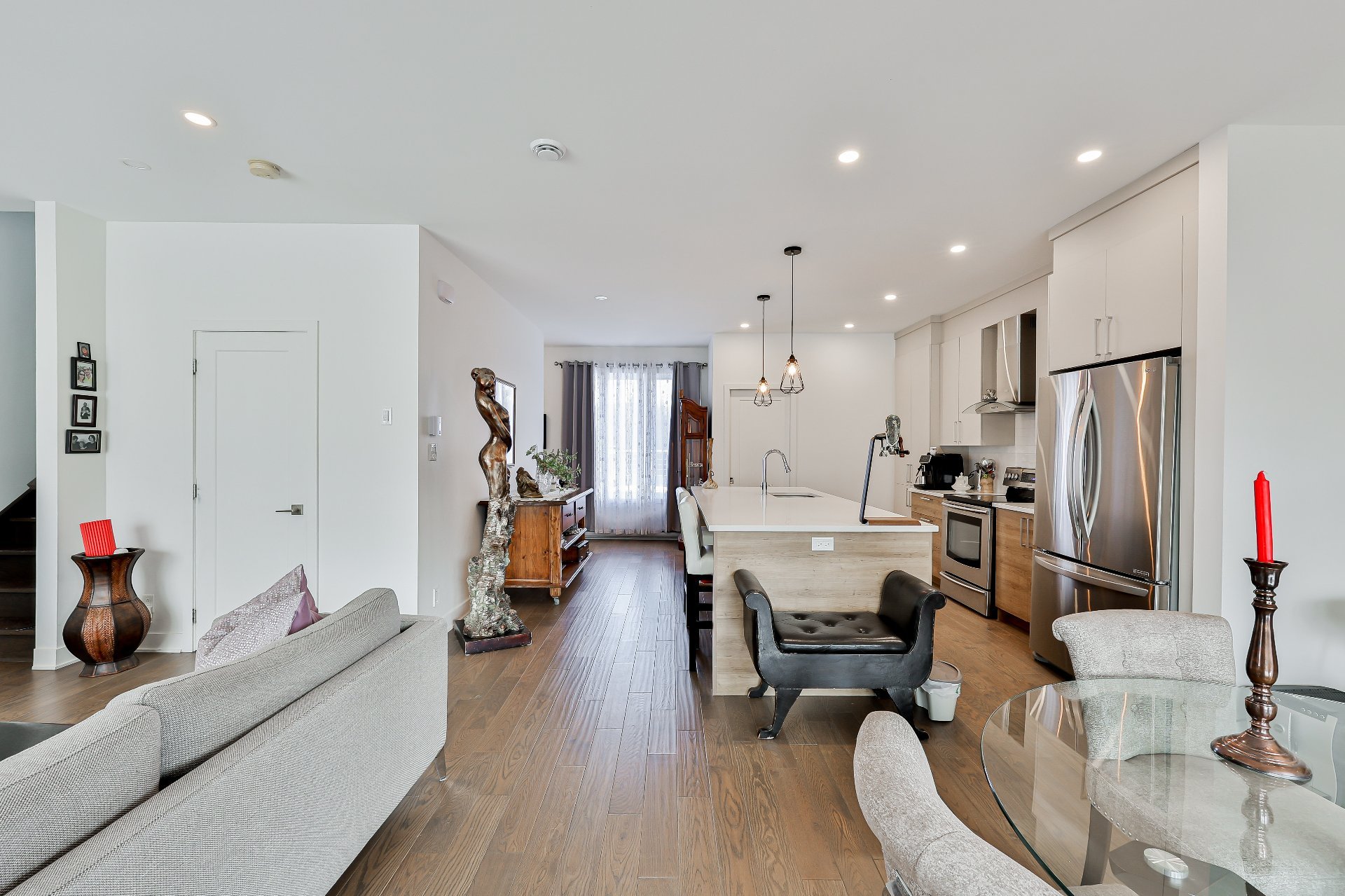 Photo - Overall View