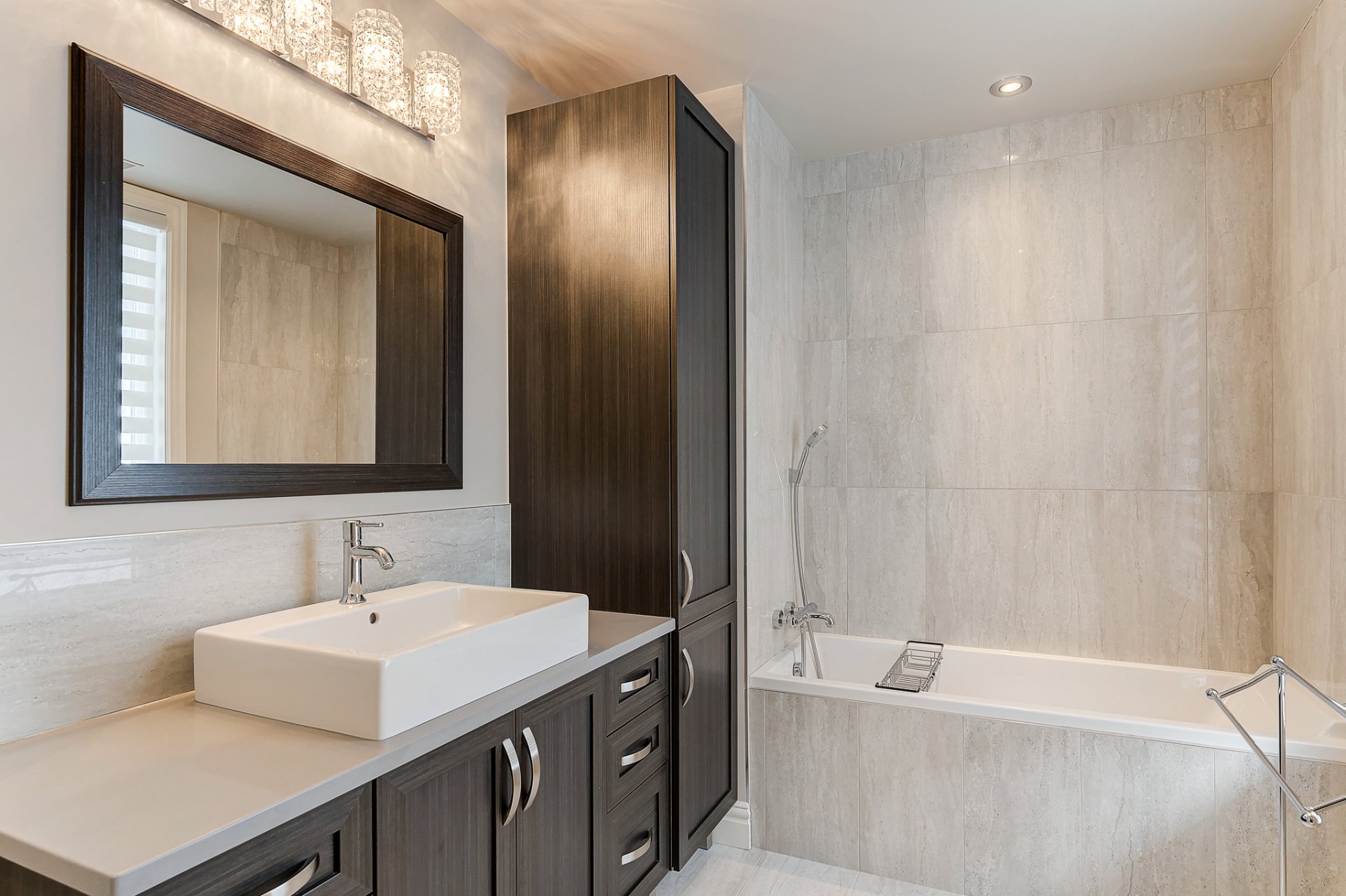 Photo - Salle de bains attenante à la CCP