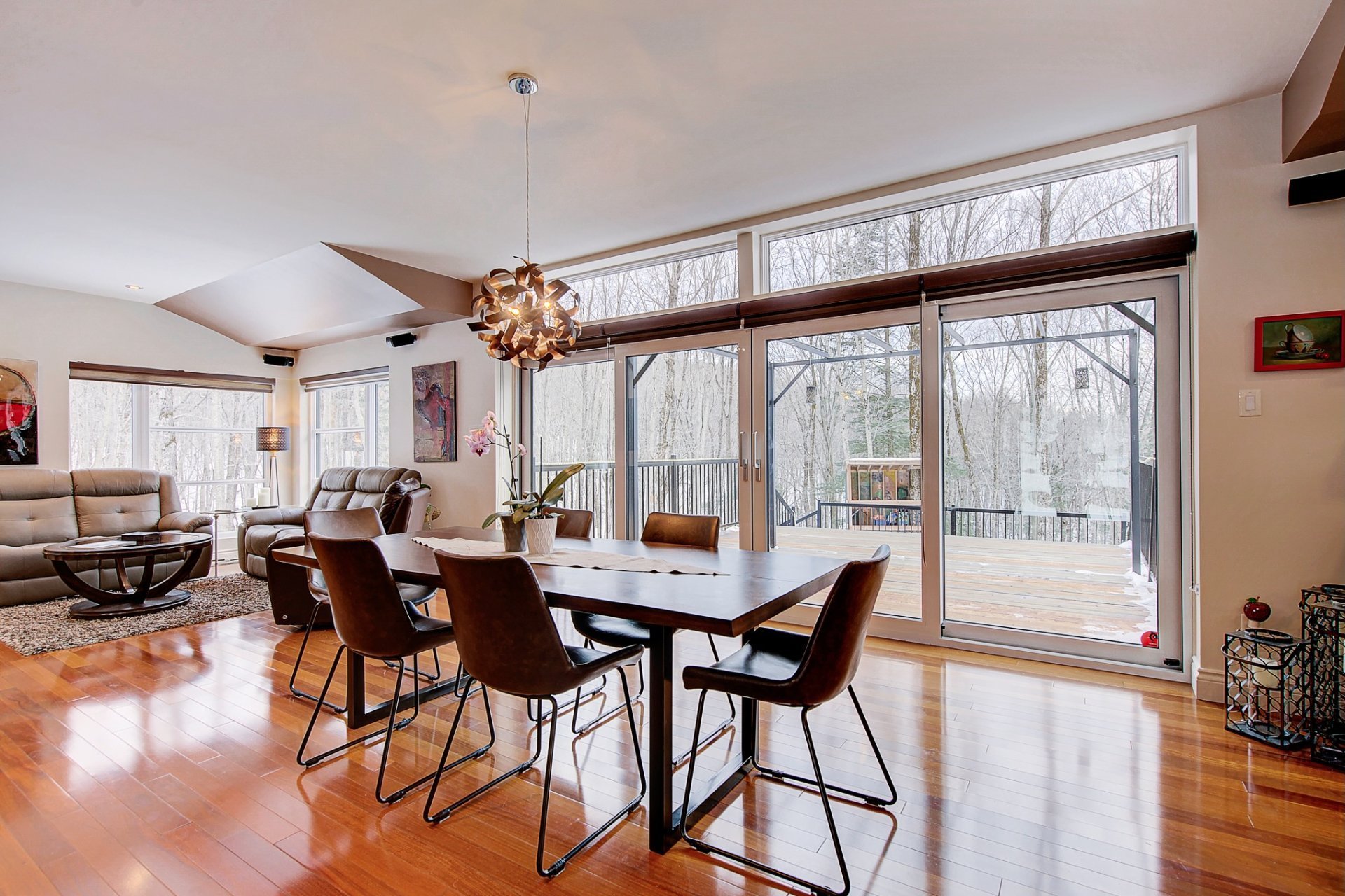 Photo - Salle à manger