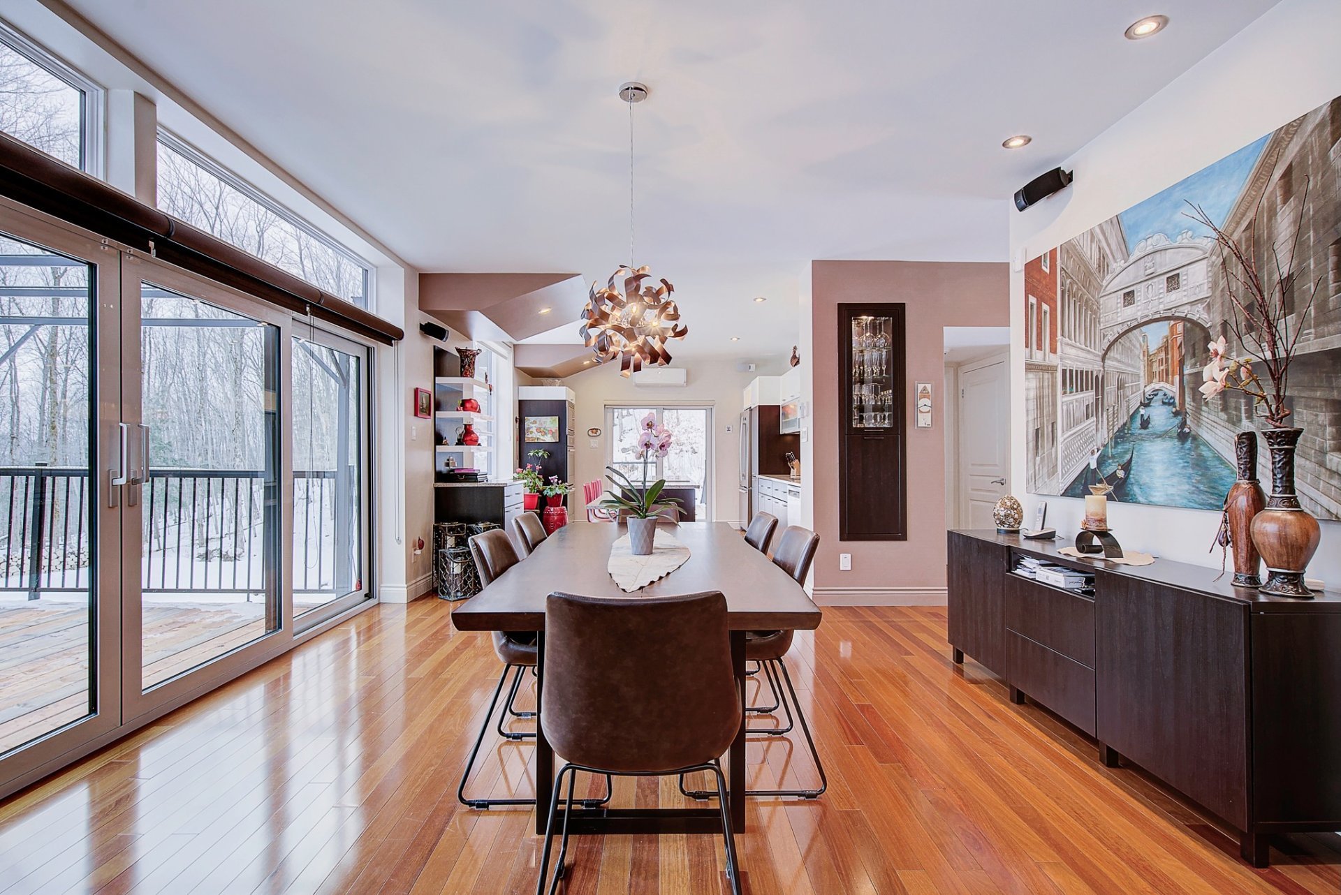 Photo - Salle à manger