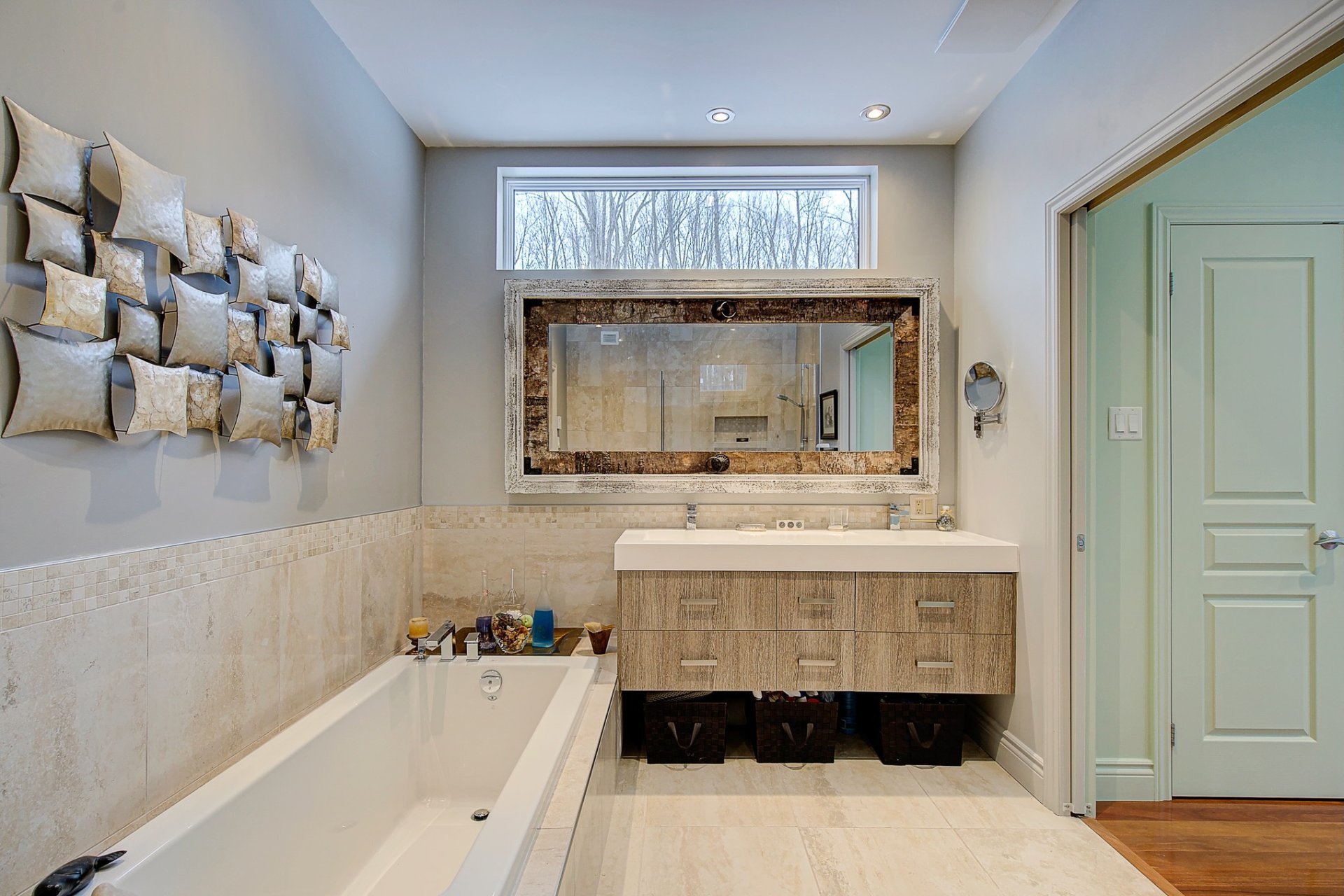 Photo - Salle de bains attenante à la CCP