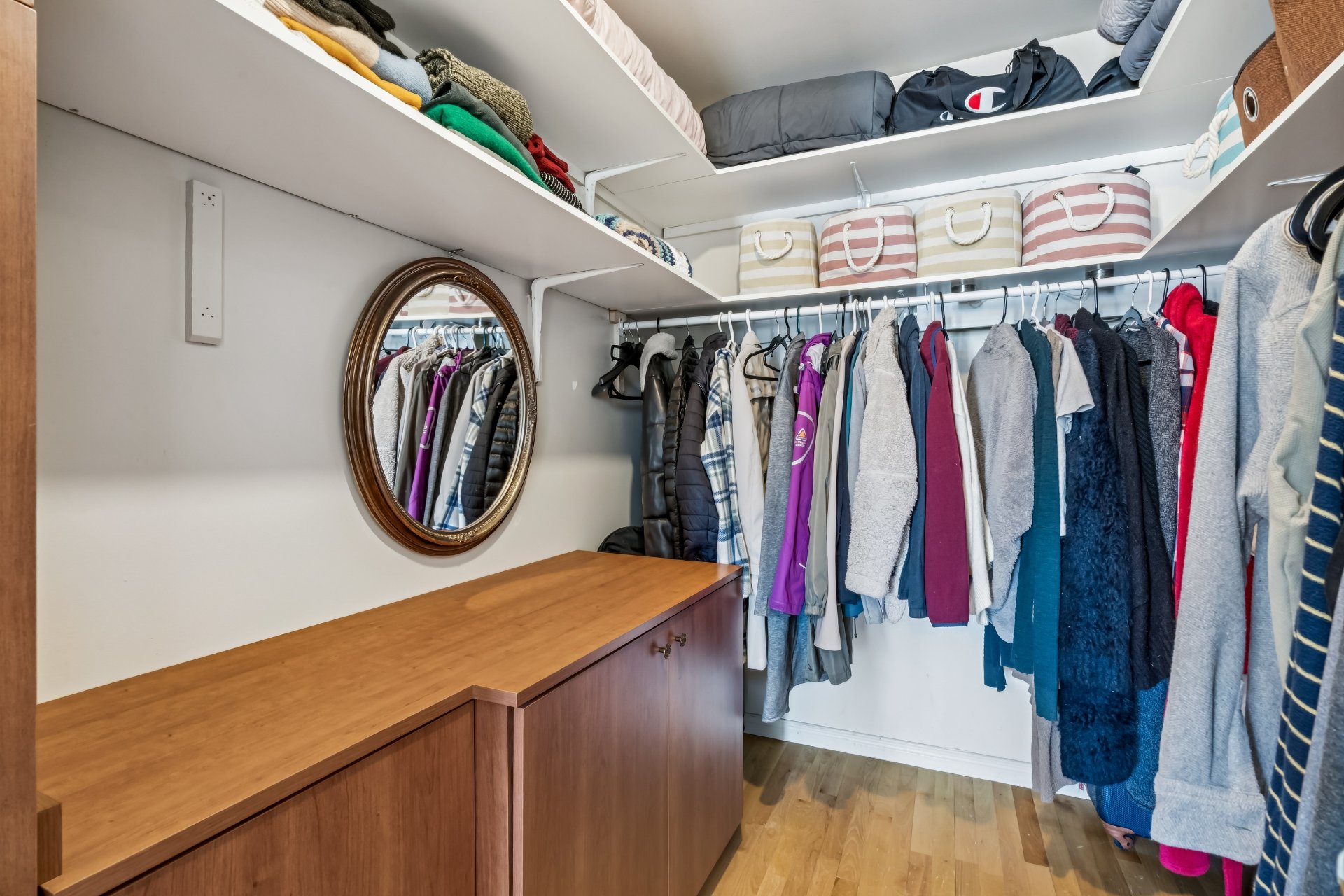 Photo - Penderie (Walk-in)