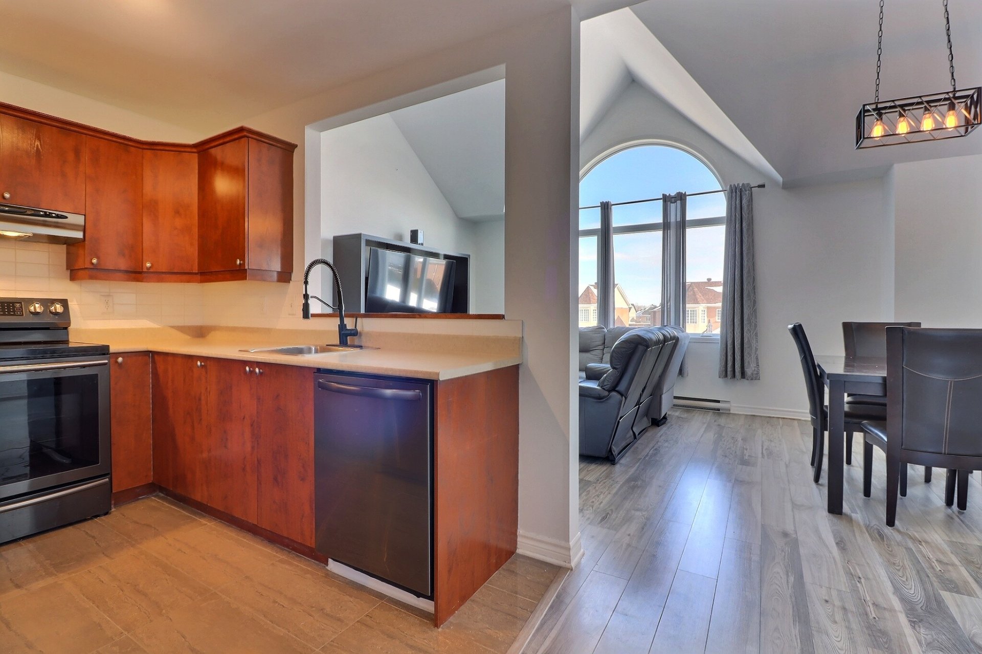 Photo - Overall View