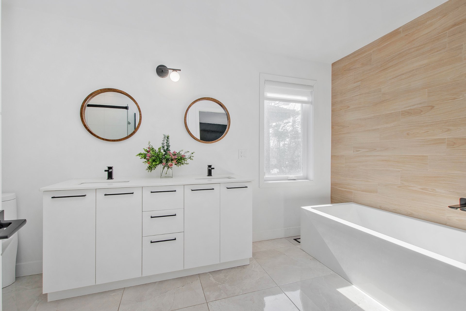 Salle de bains attenante à la CCP