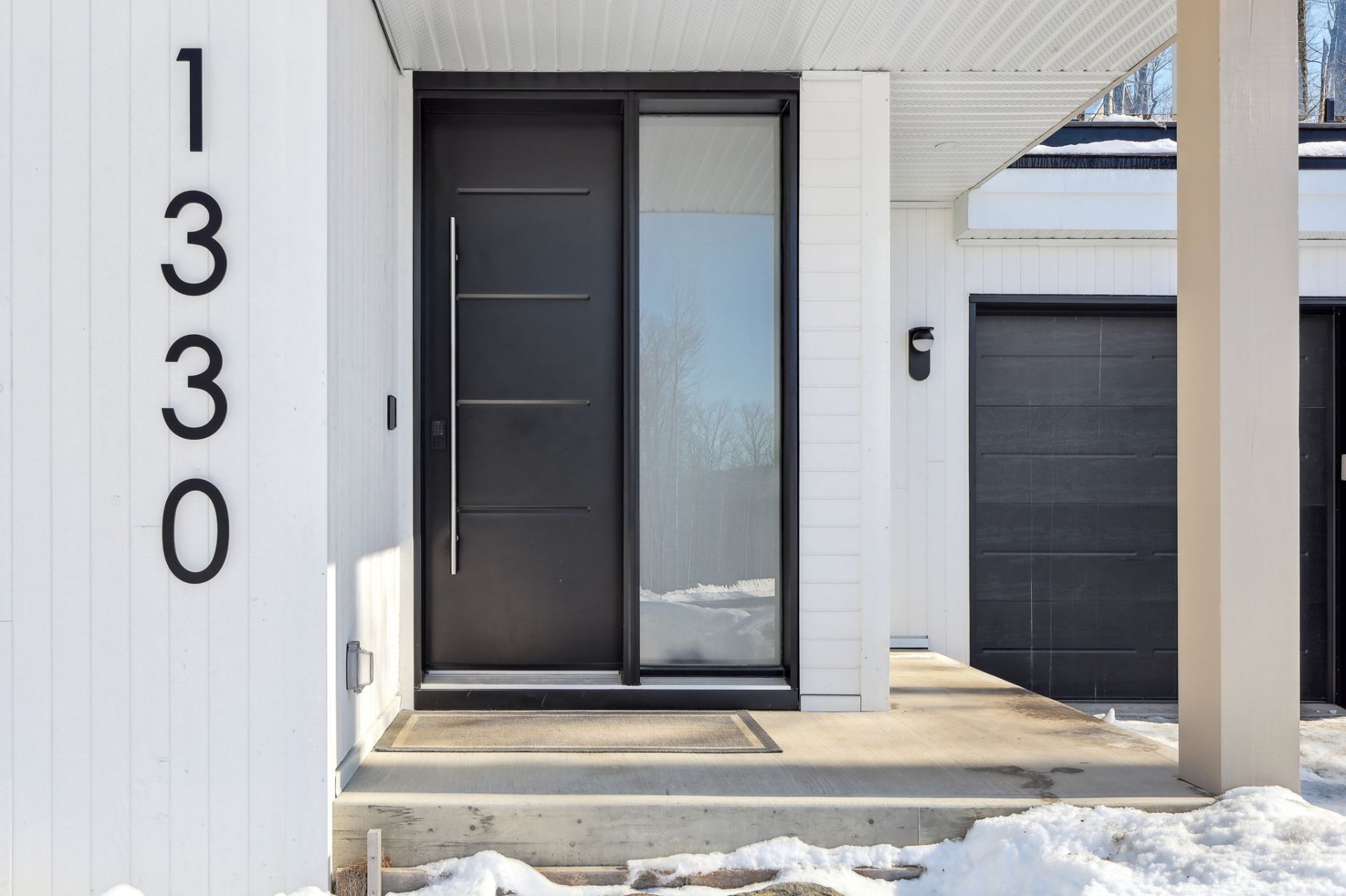Photo - Entrée extérieure