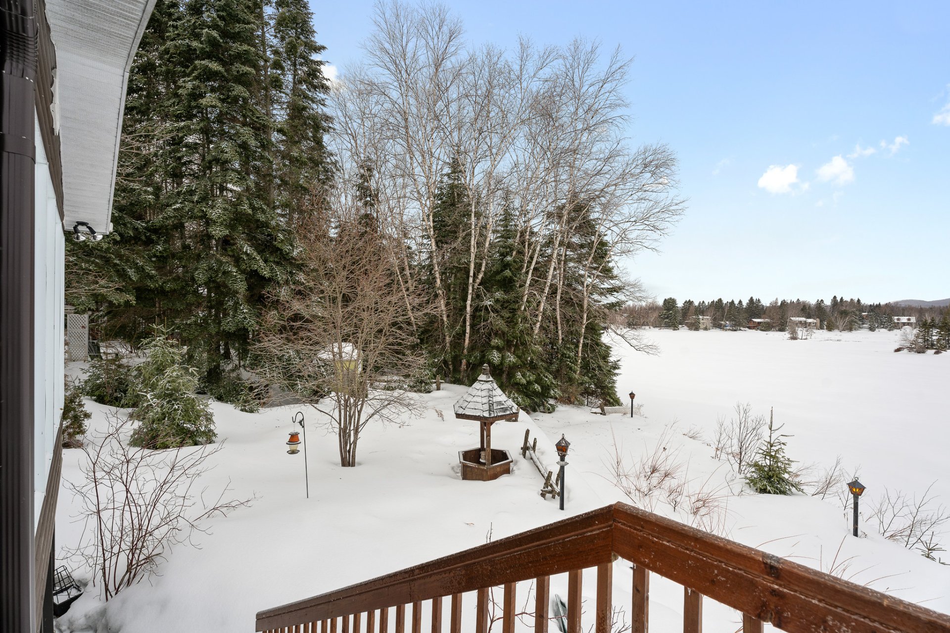 Photo - Vue sur l'eau