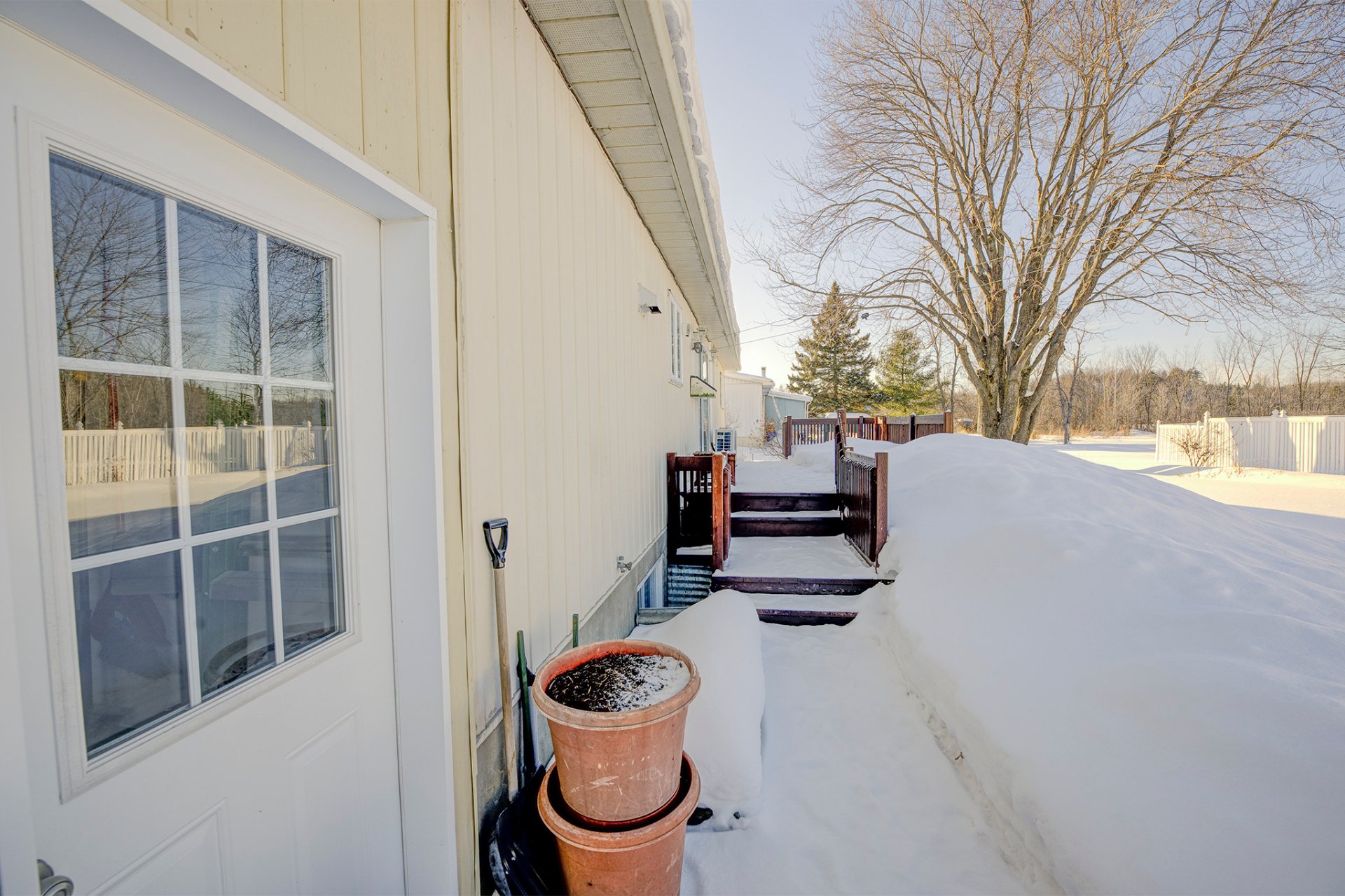 Photo - Exterior entrance