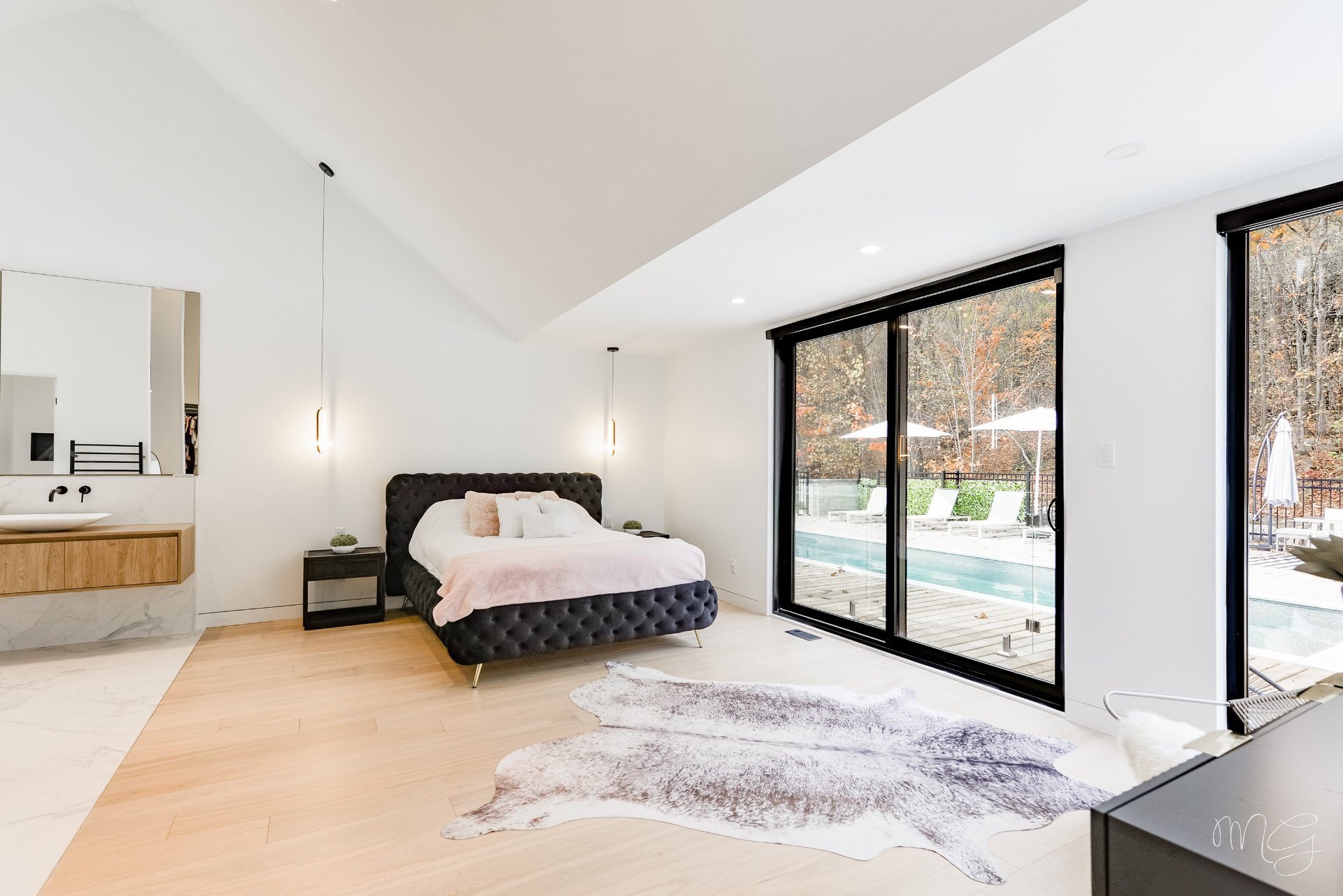 Photo - Primary bedroom