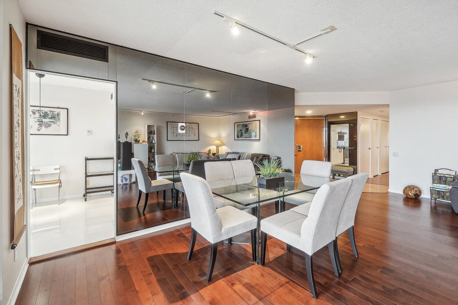 Photo - Salle à manger