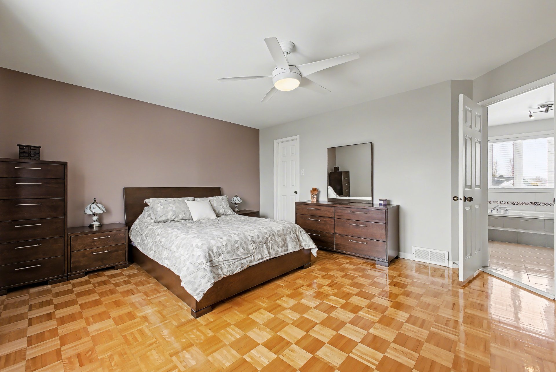 Photo - Chambre à coucher principale