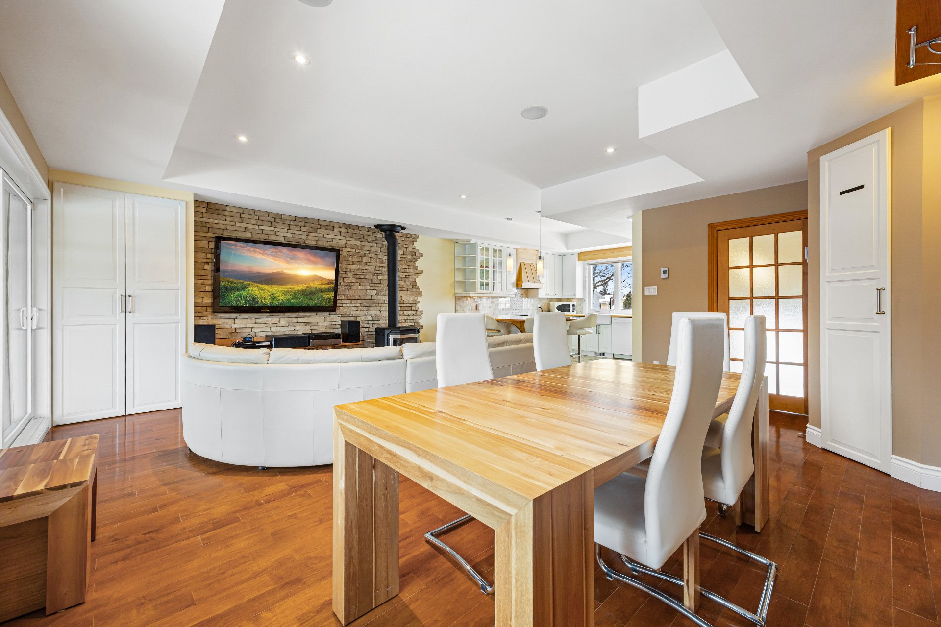 Photo - Salle à manger