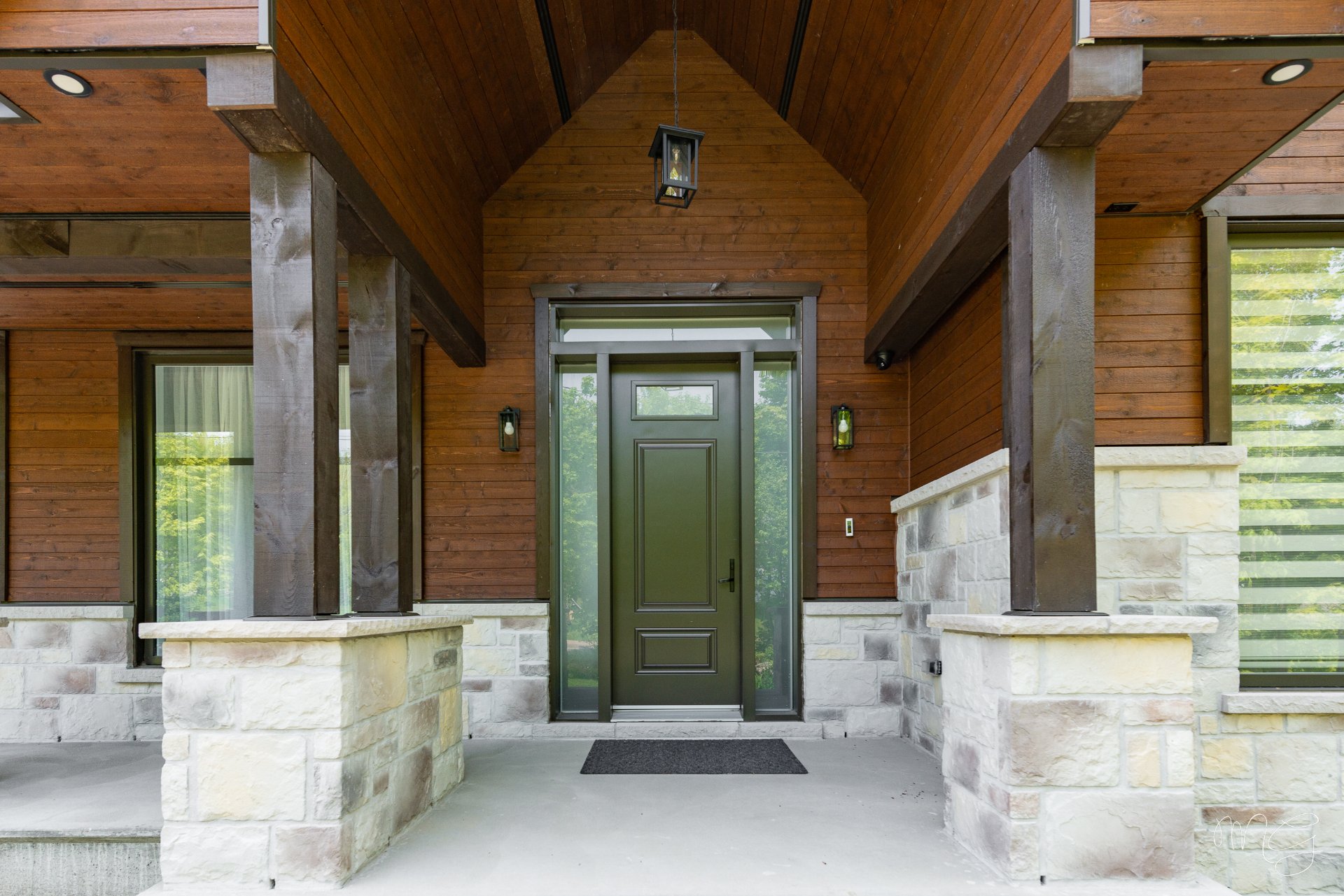 Photo - Exterior entrance