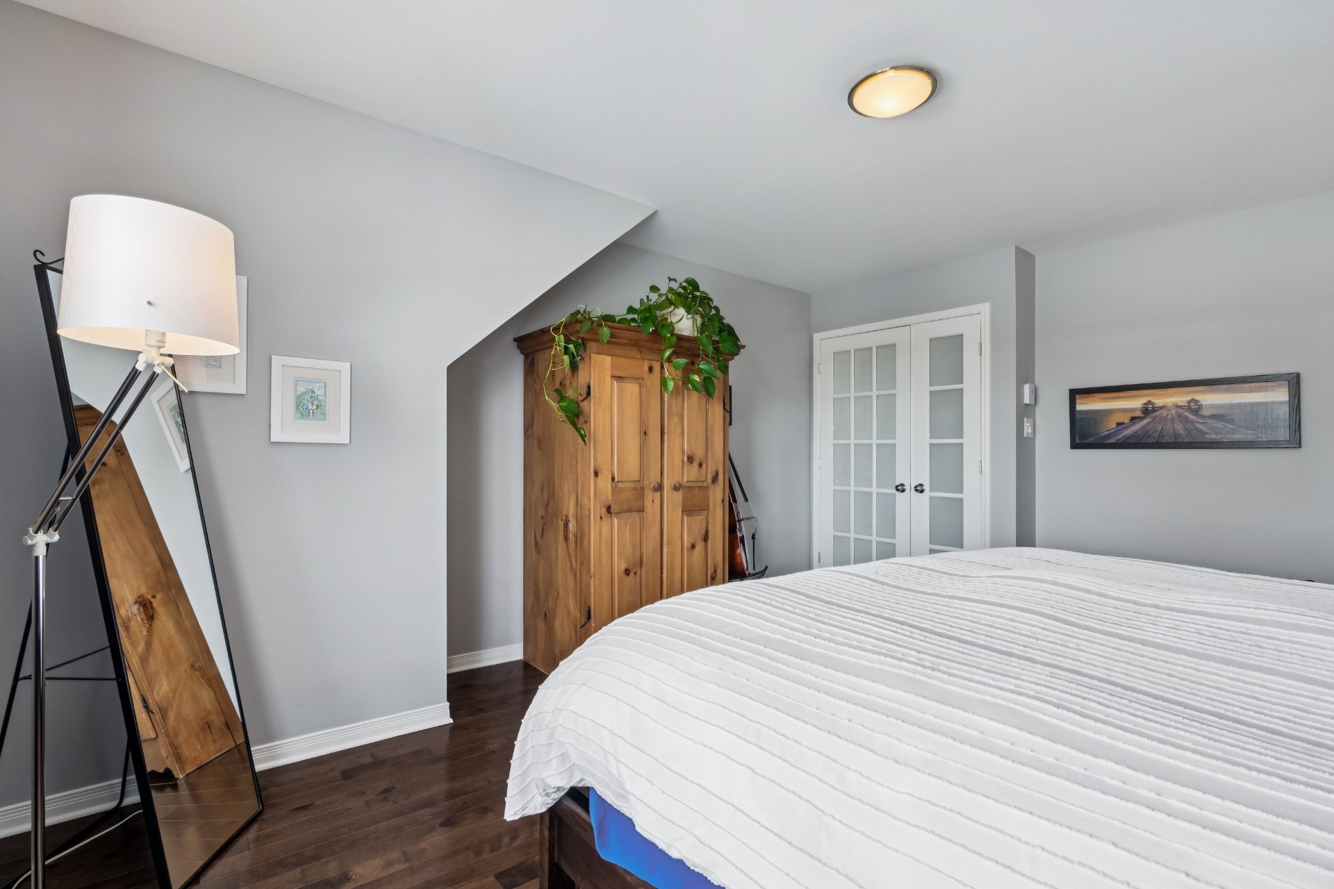 Photo - Primary bedroom