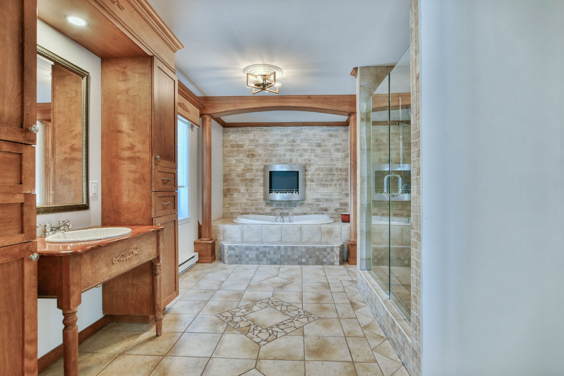 Salle de bains attenante à la CCP