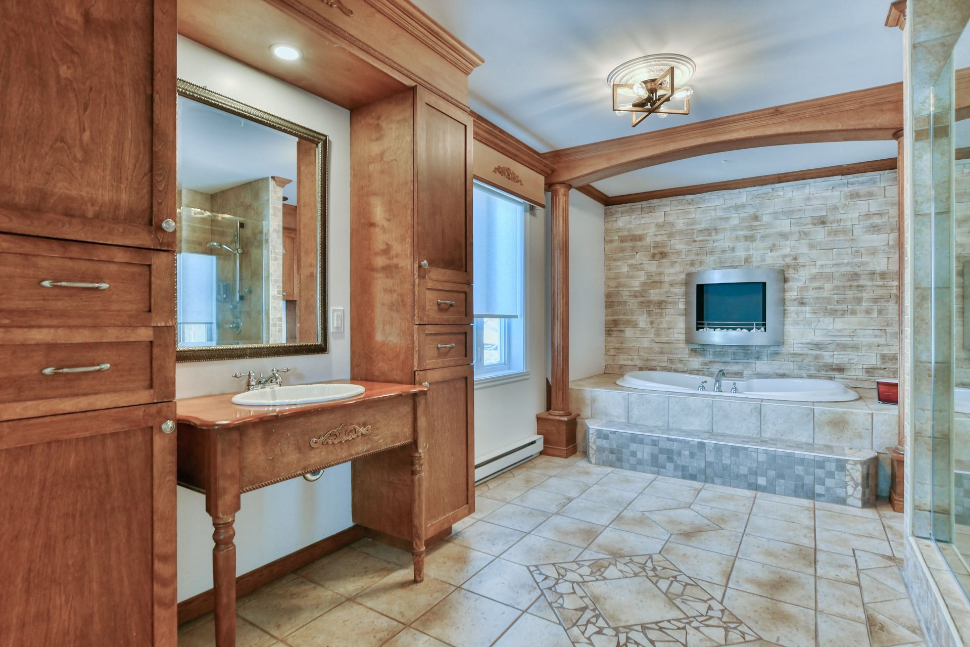 Salle de bains attenante à la CCP