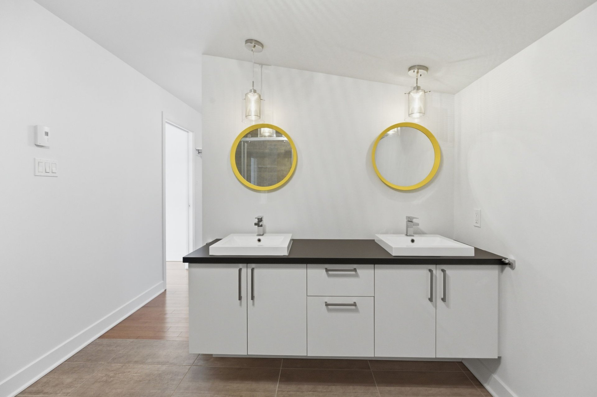 Salle de bains attenante à la CCP