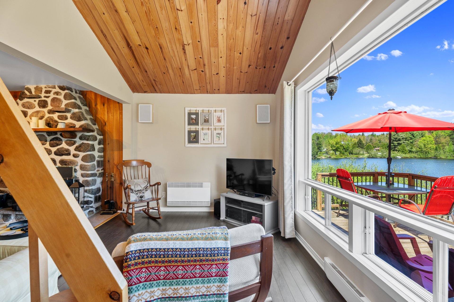 Photo - Vue sur l'eau